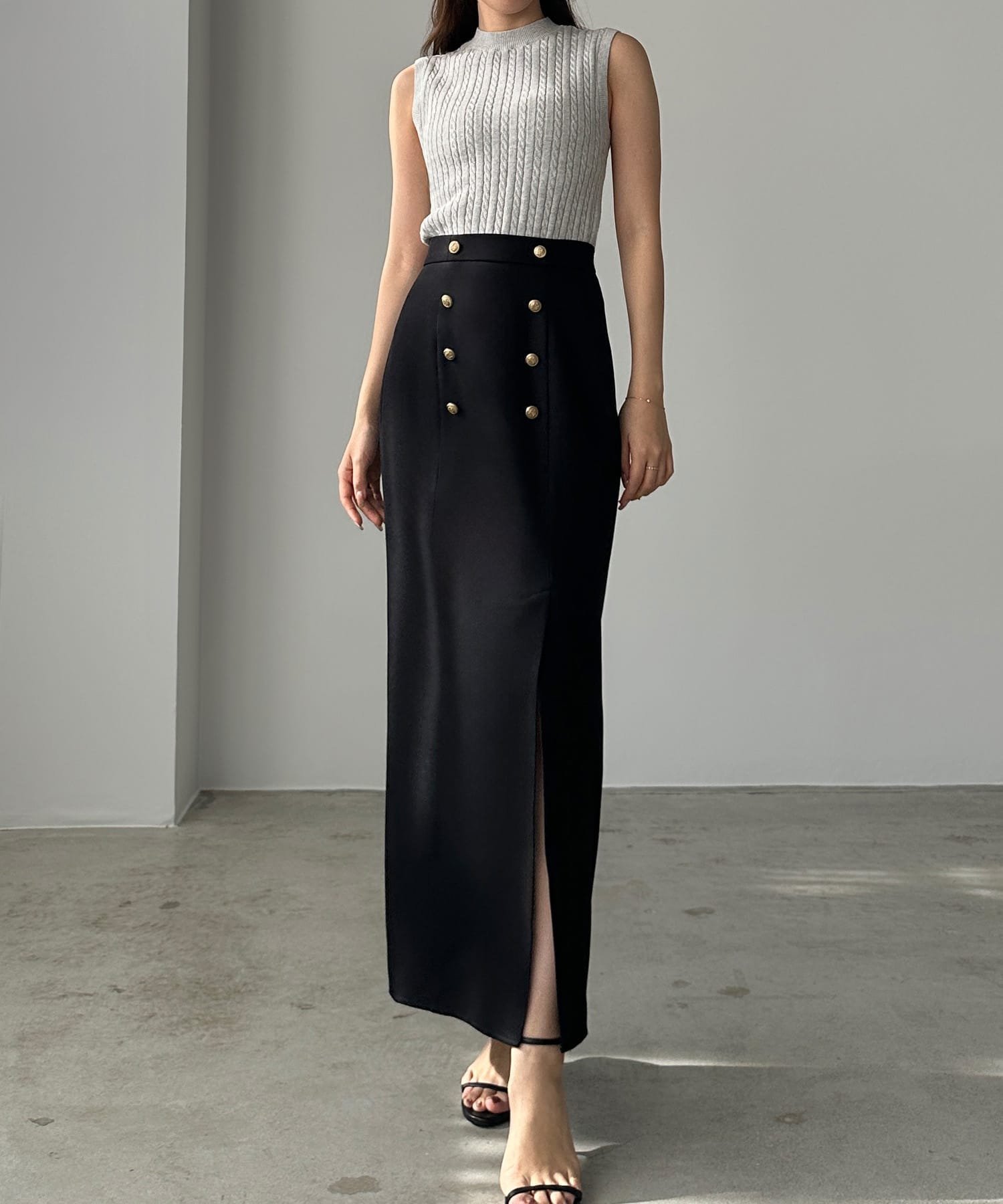 【ジュノア/JUNOAH】のLouere ゴールドボタン前スリットペンシルスカート 人気、トレンドファッション・服の通販 founy(ファニー) 　ファッション　Fashion　レディースファッション　Ladies' Fashion Online　スカート　Skirt　 other-1|ID: prp329100004546385 ipo3291000000032623126