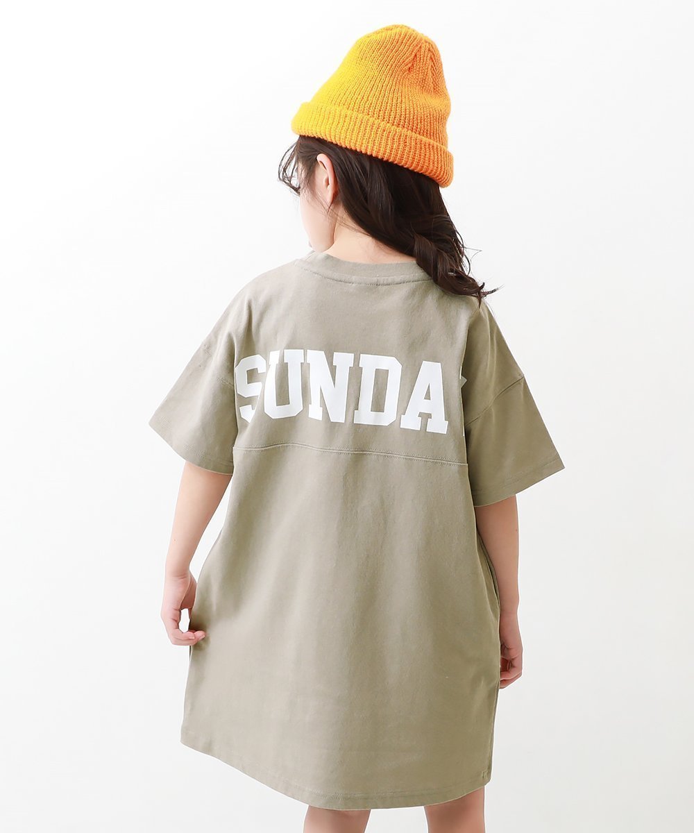 【デビロック/devirock / KIDS】のバックロゴプリント 半袖ワンピース インテリア・キッズ・メンズ・レディースファッション・服の通販 founy(ファニー) 　ファッション　Fashion　キッズファッション　KIDS　ワンピース　Dress/Kids　カラフル　Colorful　スニーカー　Sneakers　トレンド　Trend　プリント　Print　半袖　Short Sleeve　おすすめ　Recommend　グレージュ|ID: prp329100004546470 ipo3291000000032123888