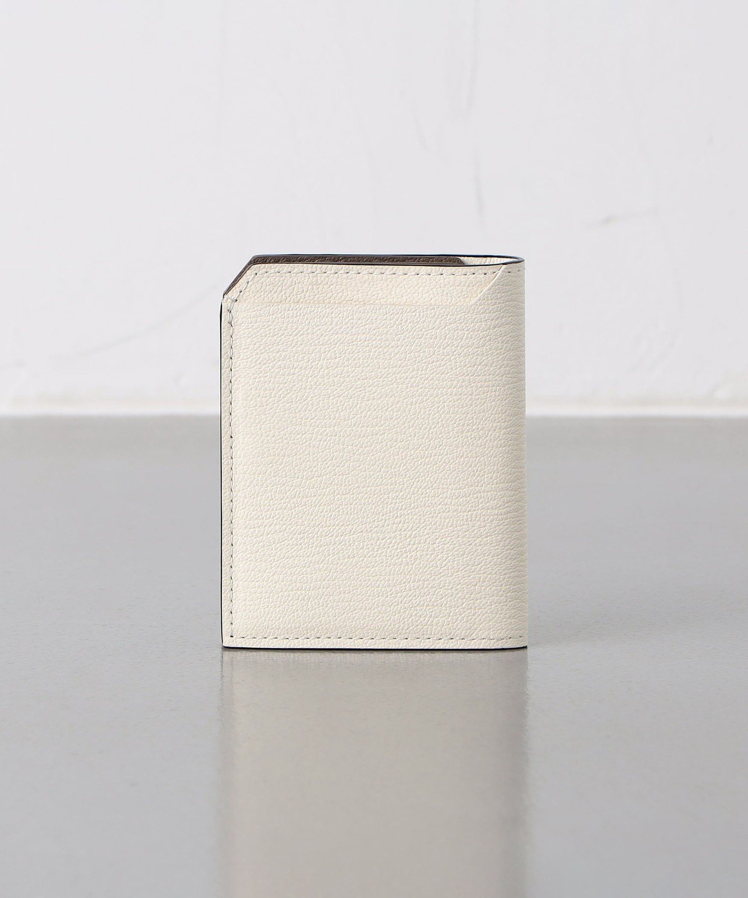 【ユナイテッドアローズ/UNITED ARROWS】のL arcobaleno スマートカード ウォレット インテリア・キッズ・メンズ・レディースファッション・服の通販 founy(ファニー) 　ファッション　Fashion　レディースファッション　Fashion for Women　ウォレット　Wallet　コンパクト　Compact, Small Size　軽量　Lightweight, Ultra Light　スリム　Slim, Slim Fit　財布　Wallet, Purse　おすすめ　Recommended / Our Picks　WHITE|ID: prp329100004546604 ipo3291000000033574190