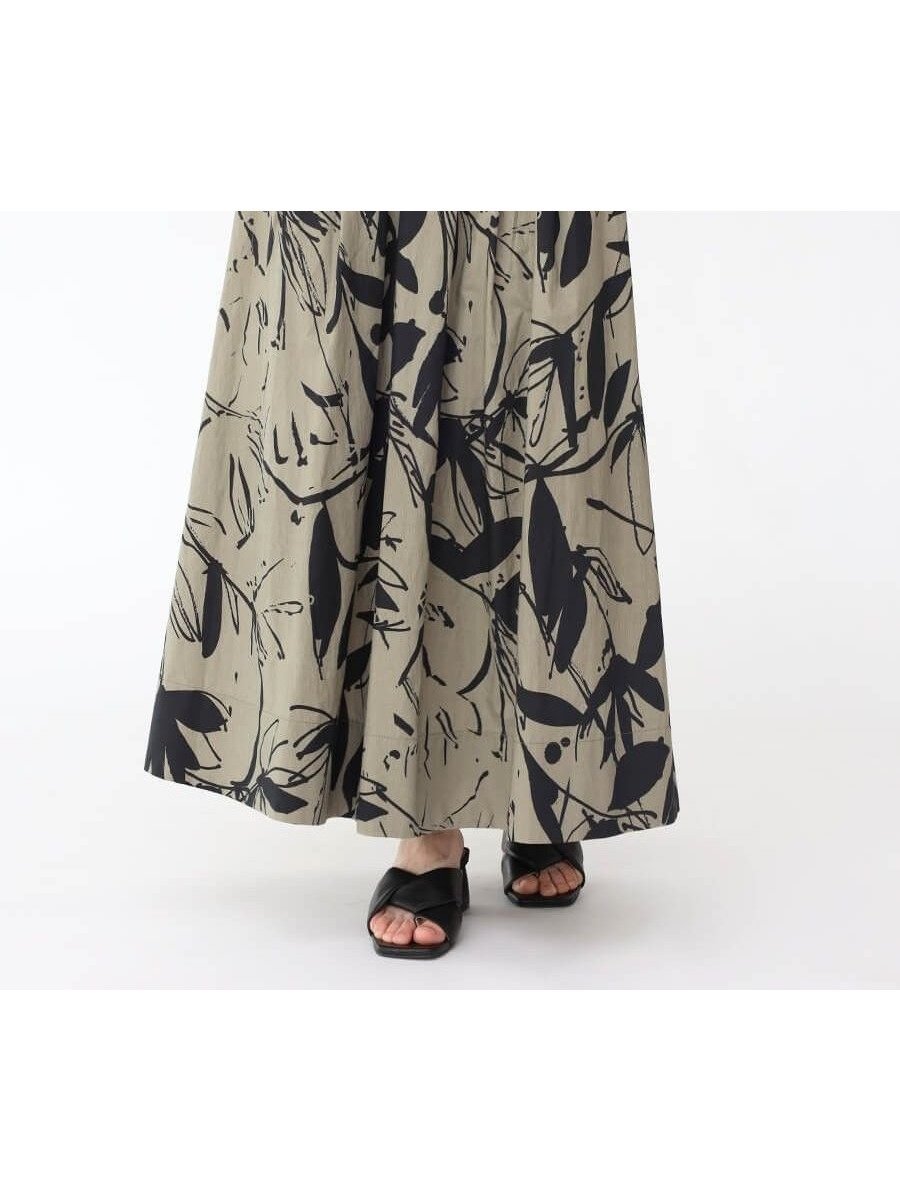 【ラシュッド/LASUD】のボタニカルフレアスカート 人気、トレンドファッション・服の通販 founy(ファニー) 　ファッション　Fashion　レディースファッション　Fashion for Women　スカート　Skirts　Aライン・フレアスカート　A-Line & Flared Skirts　ドレープ　Drape, Draping Fabric　バランス　Balance, Style Balance　フレア　Flare, Flared　エレガント 上品　Elegant　今季　This Season, Current Season　 other-1|ID: prp329100004546716 ipo3291000000032656217