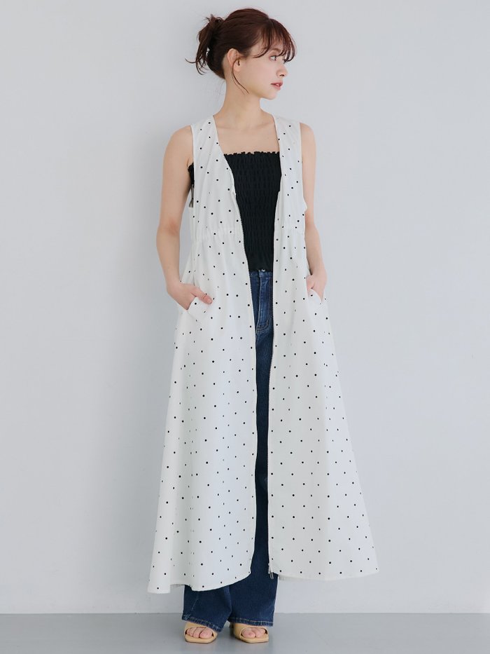 【コカ/COCA】のパリフワVネックジッパージャンバースカート インテリア・キッズ・メンズ・レディースファッション・服の通販 founy(ファニー) https://founy.com/ ファッション Fashion レディースファッション Fashion for Women スカート Skirts 春 Spring ジップ Zip, Zipper トレンド Trend, Trending Now ドット Polka Dot, Dot Pattern フロント Front, Front Design ポケット Pocket, Pocket Detail |ID: prp329100004546754 ipo3291000000032671066