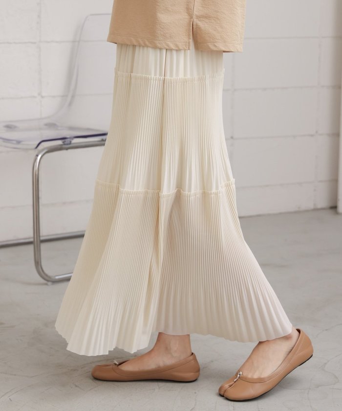 【バブ ブージュルード/Bab Bou Jeloud】のプリーツスカート インテリア・キッズ・メンズ・レディースファッション・服の通販 founy(ファニー) https://founy.com/ ファッション Fashion レディースファッション Ladies' Fashion Online スカート Skirt プリーツスカート Pleated Skirts シンプル Simple スウェット Sweat スニーカー Sneakers ティアード Tiered パーカー Hoodie フェミニン Feminine プリーツ Pleats |ID: prp329100004546896 ipo3291000000032670141