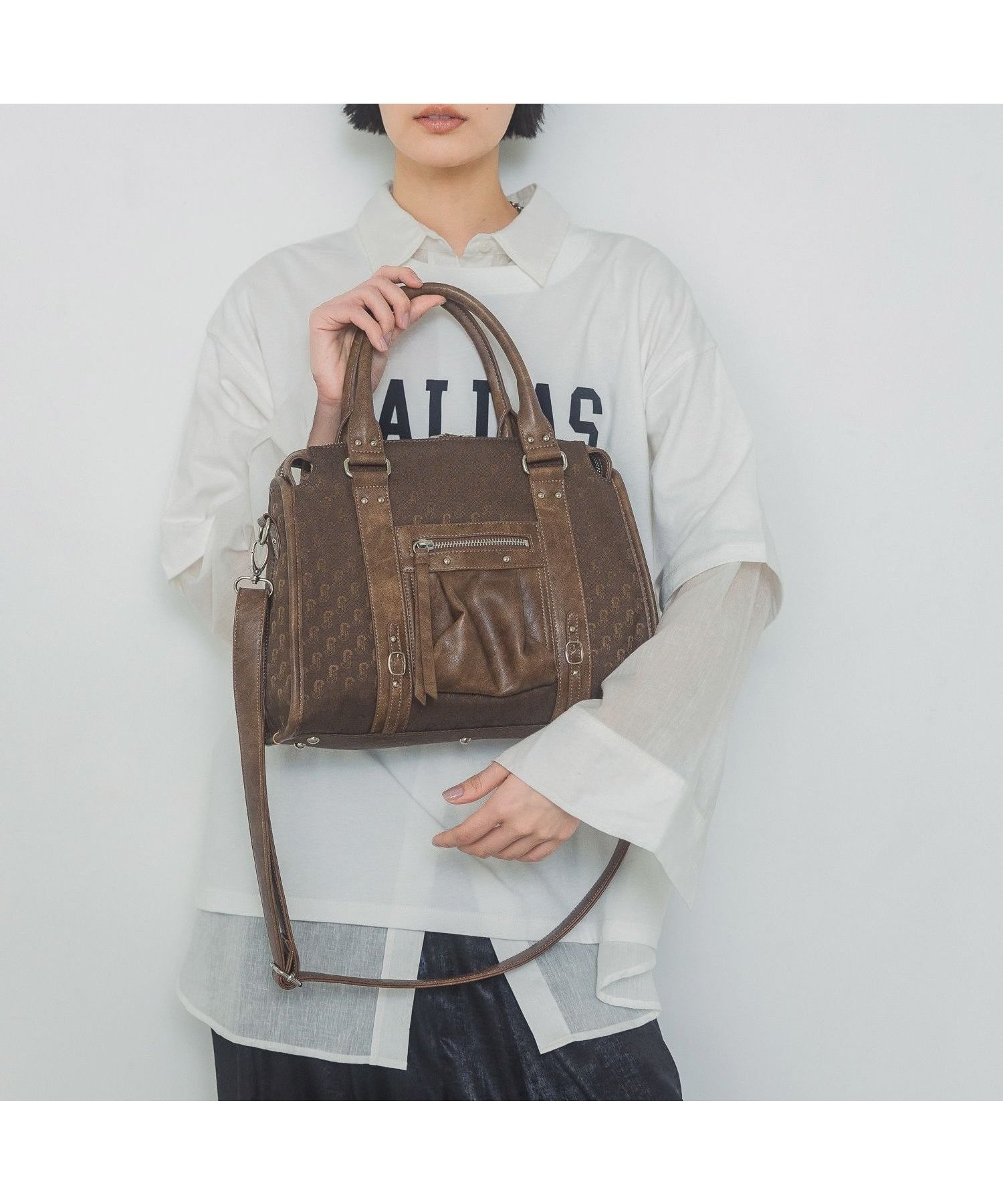 【ジーナシス/JEANASiS】のアンティークフェイクレザーボストン インテリア・キッズ・メンズ・レディースファッション・服の通販 founy(ファニー) 　ファッション　Fashion　レディースファッション　WOMEN　おすすめ　Recommend　アンティーク　Antique　ショルダー　Shoulder　ジャケット　Jacket　デニム　Denim　フェイクレザー　Faux Leather　ボストン　Boston　ポケット　Pocket　ヴィンテージ　Vintage　カーキ系その他|ID: prp329100004546909 ipo3291000000032302313