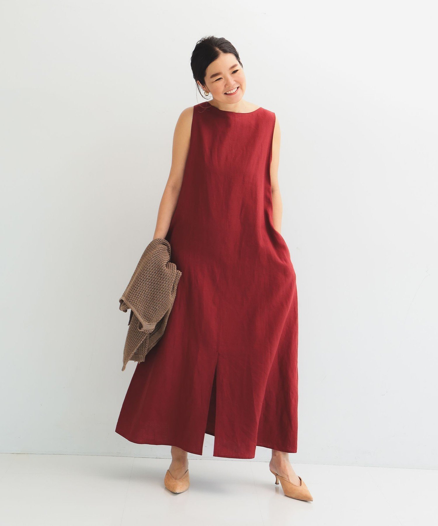 【デミルクス ビームス/Demi-Luxe BEAMS】の【7/3新規値下げ】リネン 2WAY ワンピース .M 25SS リラックスワンピース インテリア・キッズ・メンズ・レディースファッション・服の通販 founy(ファニー) 　ファッション　Fashion　レディースファッション　Fashion for Women　ワンピース　Dresses　2025年　2025　2025春夏・S/S　Spring/Summer 2025 SS25　シンプル　Simple, Minimal　ジャケット　Jacket, Outerwear　スリット　Slit, Slit Detail　タイプライター　Typewriter Fabric, Crisp Cotton　リネン　Linen, Linen Fabric　リラックス　Relax, Relaxed Fit　ロング　Long, Long-Length　エレガント 上品　Elegant　夏　Summer　定番　Standard, Basic Item　春　Spring　MODERN RED|ID: prp329100004547124 ipo3291000000032714075