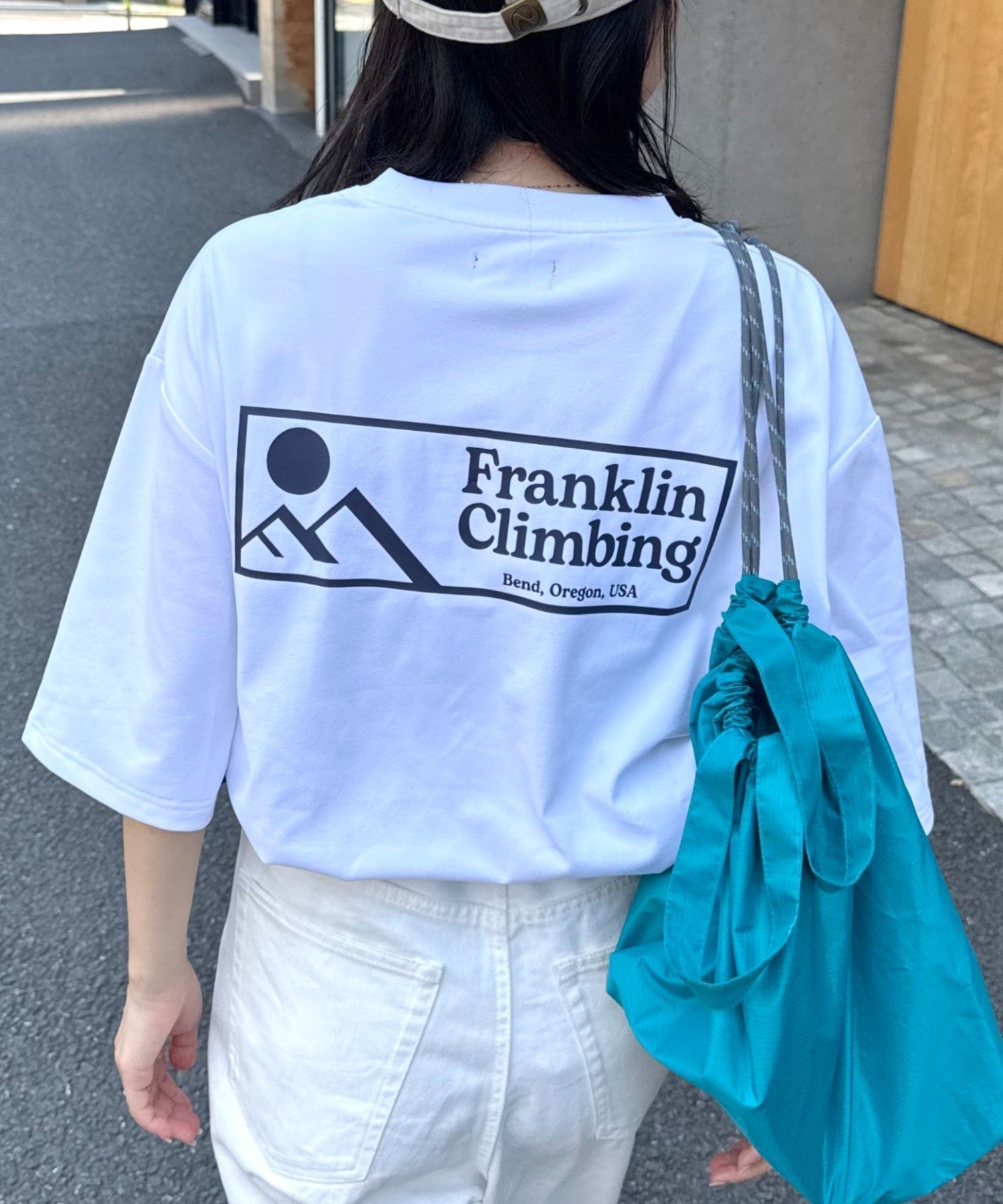【チャオパニックティピー/CIAOPANIC TYPY】の【Franklin Climbing】グラフィックバックロゴ半袖Tee インテリア・キッズ・メンズ・レディースファッション・服の通販 founy(ファニー) 　ファッション　Fashion　レディースファッション　Fashion for Women　トップス・カットソー　Cut & Sew Tops　バッグ　Bags　インナー　Innerwear　グラフィック　Graphic, Graphic Design　軽量　Lightweight, Ultra Light　スタイリッシュ　Stylish, Fashionable　ストレッチ　Stretch, Stretchy Fabric　スポーツ　Sports, Activewear　定番　Standard, Basic Item　フィット　Fit, Slim Fit　プリント　Print, Printed Pattern　ベーシック　Basic, Essential　半袖　Short Sleeve, Half Sleeve　ランニング　Running, Running Wear, Activewear, Jogging　ホワイト|ID: prp329100004547305 ipo3291000000032727697