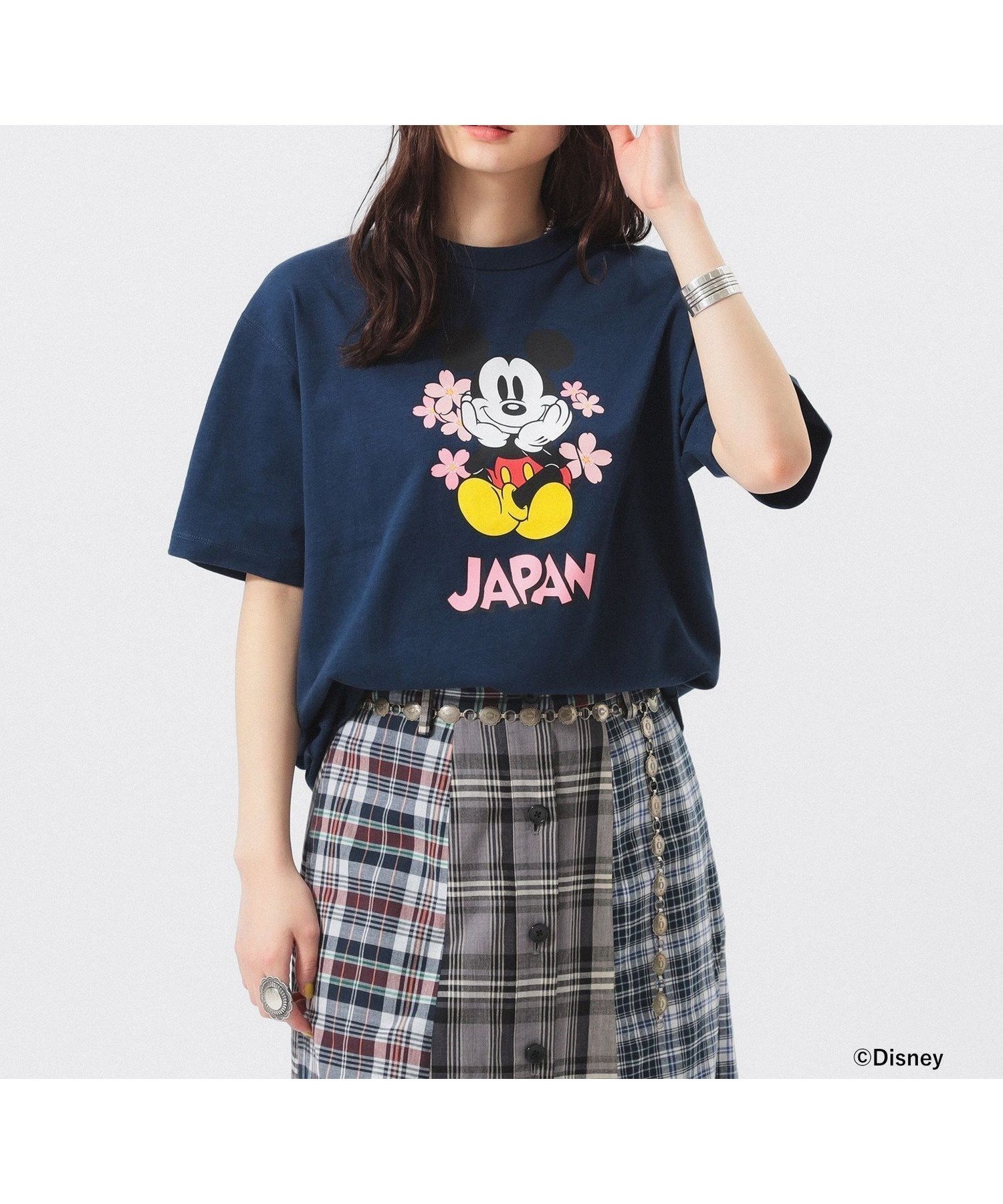 【ビームス ウイメン/BEAMS】の【7/25再値下げ】【別注】Champion / ミッキー Tシャツ 25SS ビームス限定 イージケア ディズニー 機能性 インテリア・キッズ・メンズ・レディースファッション・服の通販 founy(ファニー) 　ファッション　Fashion　レディースファッション　Fashion for Women　トップス・カットソー　Cut & Sew Tops　シャツ・ブラウス・オフィスカジュアル　Elegant Blouses & Button-Ups　ロングTシャツ・Tシャツ　Longline T-Shirts & Tees　2025年　2025　2025春夏・S/S　Spring/Summer 2025 SS25　プリント　Print, Printed Pattern　別注　Limited Edition, Custom Order　NAVY|ID: prp329100004547349 ipo3291000000033115607