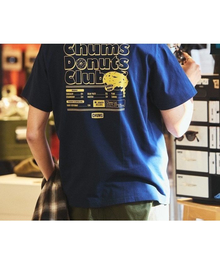 【フリークスストア/FREAK'S STORE】のCHUMS×FREAK S STORE/チャムス 別注 バックプリント クルーネック Tシャツ / DONUTS CLUB 【限定展開】 25SS インテリア・キッズ・メンズ・レディースファッション・服の通販 founy(ファニー) 　ファッション　Fashion　レディースファッション　Ladies' Fashion Online　トップス・カットソー　Tops/Tshirt　シャツ/ブラウス　Shirts/Blouses　ロング / Tシャツ　T-Shirts　バッグ　Bag　インナー　Inner　グラフィック　Graphic　コレクション　Collection　シンプル　Simple　トレンド　Trend　定番　Standard　プリント　Print　ベーシック　Basic　ボトム　Bottom　別注　Special Order　ワンポイント　One Point　S/S・春夏　Ss・Spring/Summer　おすすめ　Recommend　夏　Summer　2025年　2025　2025春夏・S/S　Ss,Spring/Summer,2025　ネイビー|ID: prp329100004547434 ipo3291000000032678340