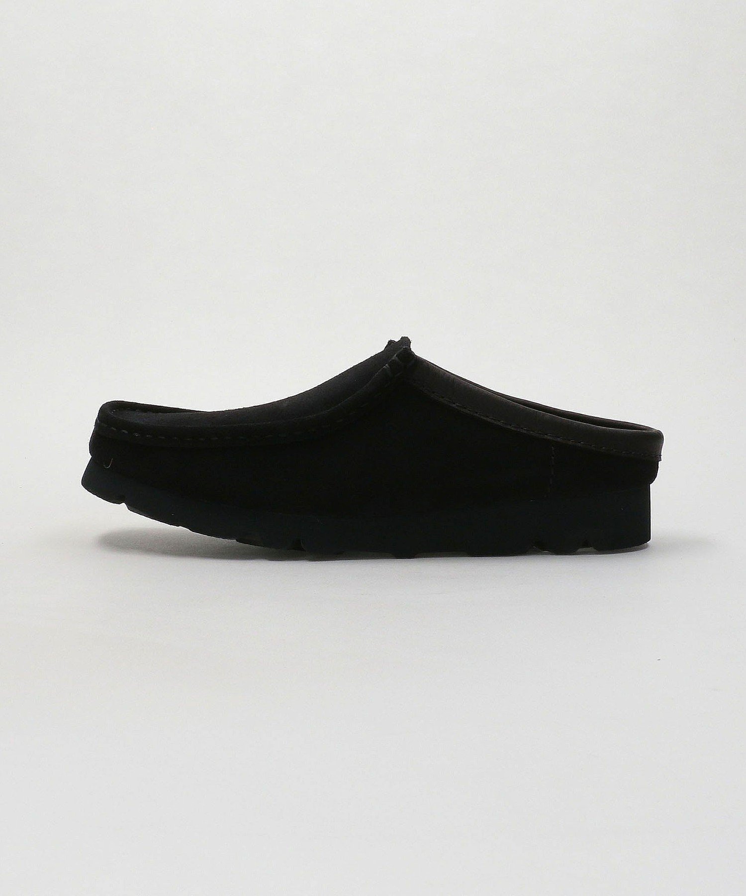 【ビューティ&ユース ユナイテッドアローズ/BEAUTY&YOUTH / UNITED ARROWS / MEN】のCLARKS ワラビー スリッポン インテリア・キッズ・メンズ・レディースファッション・服の通販 founy(ファニー) 　ファッション　Fashion　メンズファッション　Men's Style Online　クラシカル　Classical　クラシック　Classic　シューズ　Shoes　スエード　Suede　スラックス　Slacks　スリッパ　Slipper　スリッポン　Slip-Ons　デザート　Dessert　デニム　Denim　リゾート　Resort　リラックス　Relax　ワイド　Wide　おすすめ　Recommend　BLACK|ID: prp329100004547521 ipo3291000000032664374