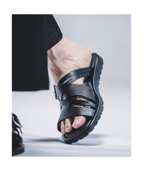 【アルフレッド バニスター/alfredoBANNISTER / MEN】のマルチクロス レザーサンダル 人気、トレンドファッション・服の通販 founy(ファニー) ファッション Fashion メンズファッション Fashion for Men イタリア Italy インソール Shoe Insole サンダル Sandals, Summer Shoes シンプル Simple, Minimal スラックス Slacks, Dress Pants デニム Denim, Jeans Material フィット Fit, Slim Fit ラバー Rubber, Rubber Sole おすすめ Recommended / Our Picks 夏 Summer エレガント 上品 Elegant |ID:prp329100004547610