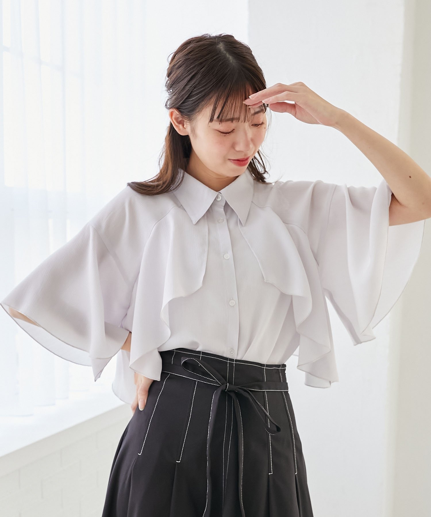 【マジェスティック レゴン/MAJESTIC LEGON】のシアーケープブラウス インテリア・キッズ・メンズ・レディースファッション・服の通販 founy(ファニー) 　ファッション　Fashion　レディースファッション　Ladies' Fashion Online　トップス・カットソー　Tops/Tshirt　シャツ/ブラウス　Shirts/Blouses　エレガント 上品　Elegant　スリーブ　Sleeve　ダウン　Down　トレンド　Trend　フレア　Flare　ミニスカート　Mini Skirt　ロング　Long　再入荷　Restock/Back In Stock/Re Arrival　おすすめ　Recommend　グレー|ID: prp329100004547614 ipo3291000000032628195