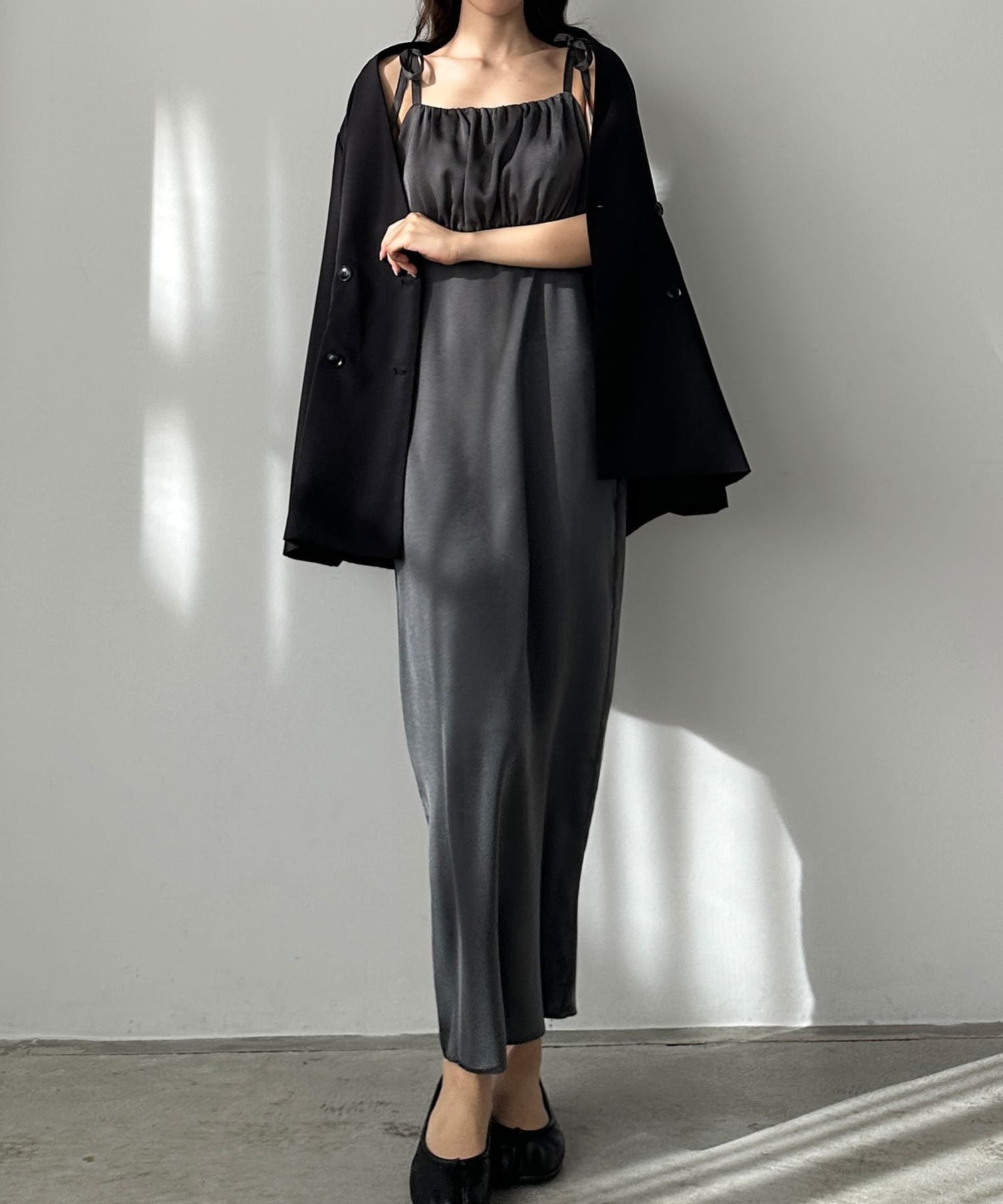 【ジュノア/JUNOAH】のLouere Iラインワンピース インテリア・キッズ・メンズ・レディースファッション・服の通販 founy(ファニー) 　ファッション　Fashion　レディースファッション　Ladies' Fashion Online　ワンピース　Dress　チャコール|ID: prp329100004547946 ipo3291000000032532253