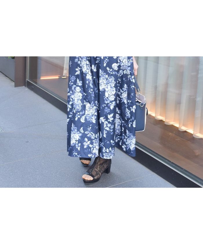【アクシーズファム/axes femme】のグラデーションローズ柄ワンピース インテリア・キッズ・メンズ・レディースファッション・服の通販 founy(ファニー) https://founy.com/ ファッション Fashion レディースファッション WOMEN ワンピース Dress おすすめ Recommend エレガント 上品 Elegant グラデーション Gradation サンダル Sandals ジップ Zip ジップアップ Zip Up フリル Frills ローズ Rose |ID: prp329100004547984 ipo3291000000032140259