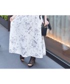 【アクシーズファム/axes femme】のグラデーションローズ柄ワンピース 白|ID: prp329100004547984 ipo3291000000032140262