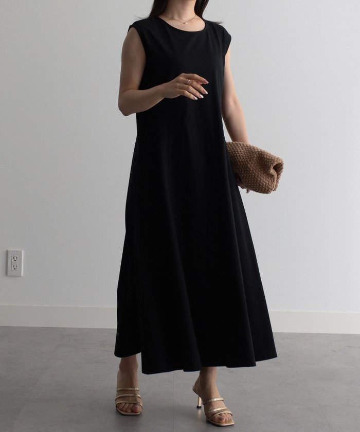 【ラナン/Ranan】の綿100%フレアーロングワンピース(115cm) インテリア・キッズ・メンズ・レディースファッション・服の通販 founy(ファニー) https://founy.com/ ファッション Fashion レディースファッション Ladies' Fashion Online ワンピース Dress なめらか Smooth シンプル Simple ノースリーブ No Sleeve フィット Fit ロング Long エレガント 上品 Elegant 吸水 Water Absorption 夏 Summer 洗える Washable |ID: prp329100004548007 ipo3291000000032589667