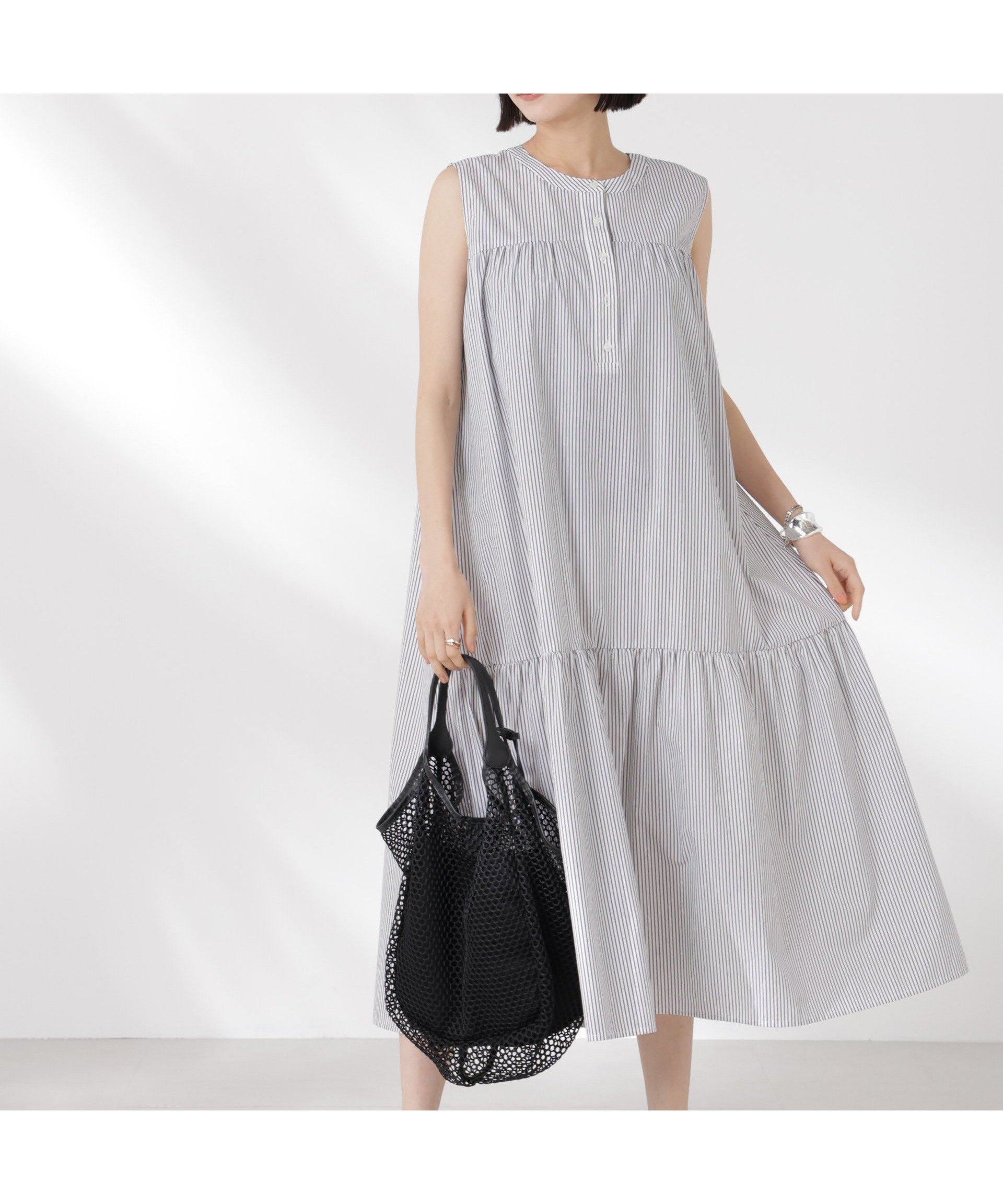 【ナノ ユニバース/nano universe】のヘンリーギャザー切り替えワンピース 人気、トレンドファッション・服の通販 founy(ファニー) 　ファッション　Fashion　レディースファッション　Ladies' Fashion Online　ワンピース　Dress　ギャザー　Gather　ギンガム　Gingham　サンダル　Sandals　ストライプ　Stripe　スニーカー　Sneakers　チェック　Check　なめらか　Smooth　パターン　Pattern　フェミニン　Feminine　フロント　Front　エレガント 上品　Elegant　2025年　2025　2025春夏・S/S　Ss,Spring/Summer,2025　 other-1|ID: prp329100004548017 ipo3291000000032643129