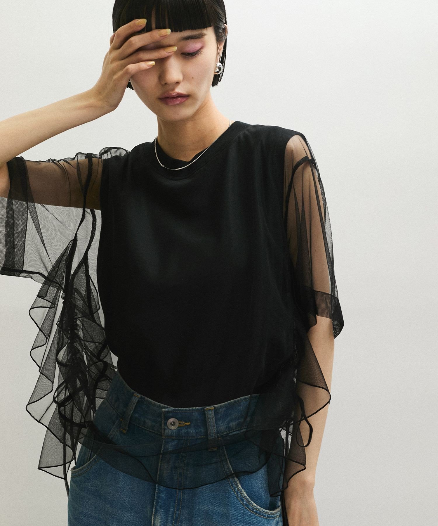 【アダム エ ロペ/ADAM ET ROPE'】の【サステナブル】・【定番人気】ギャザーチュールトップス 人気、トレンドファッション・服の通販 founy(ファニー) 　ファッション　Fashion　レディースファッション　Fashion for Women　トップス・カットソー　Cut & Sew Tops　2025年　2025　2025春夏・S/S　Spring/Summer 2025 SS25　カットソー　Cut and Sewn Top　ギャザー　Gathered, Ruffled　シアー　Sheer, See-Through　チュール　Tulip, Tulip Motif　ノースリーブ　Sleeveless, No-Sleeve　フェミニン　Feminine, Girly　エレガント 上品　Elegant　人気　Popular, Best Seller　夏　Summer　定番　Standard, Basic Item　春　Spring　S/S・春夏　SS, Spring/Summer, Warm Season　 other-1|ID: prp329100004548246 ipo3291000000033368384