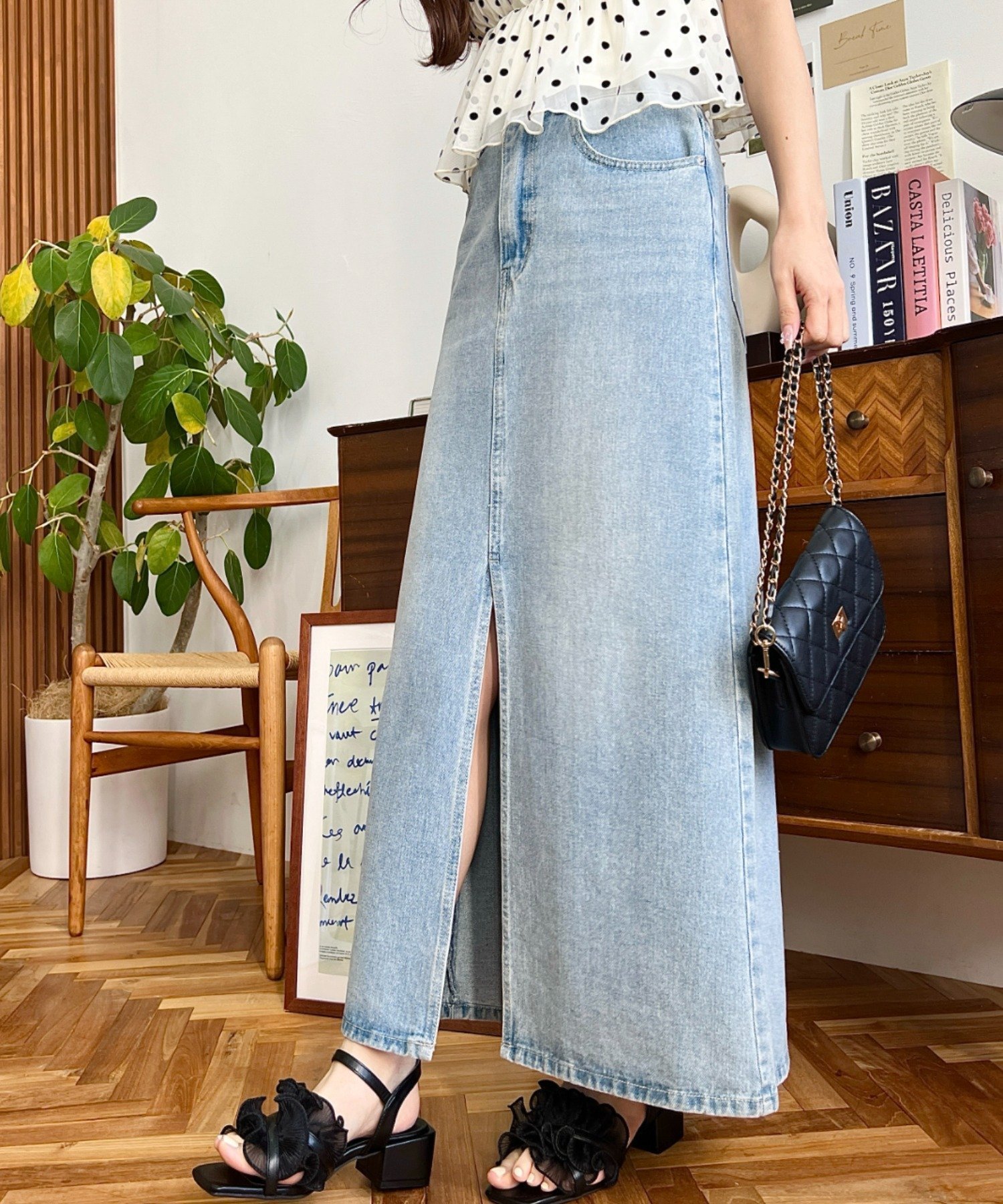 【モーメントプラス/moment+ / MEN】のフロントスリットデニムスカート インテリア・キッズ・メンズ・レディースファッション・服の通販 founy(ファニー) 　ファッション　Fashion　メンズファッション　Fashion for Men　おすすめ　Recommended / Our Picks　カットソー　Cut and Sewn Top　シンプル　Simple, Minimal　スリット　Slit, Slit Detail　デニム　Denim, Jeans Material　フィット　Fit, Slim Fit　フロント　Front, Front Design　ポケット　Pocket, Pocket Detail　サックスブルー|ID: prp329100004548261 ipo3291000000033545043