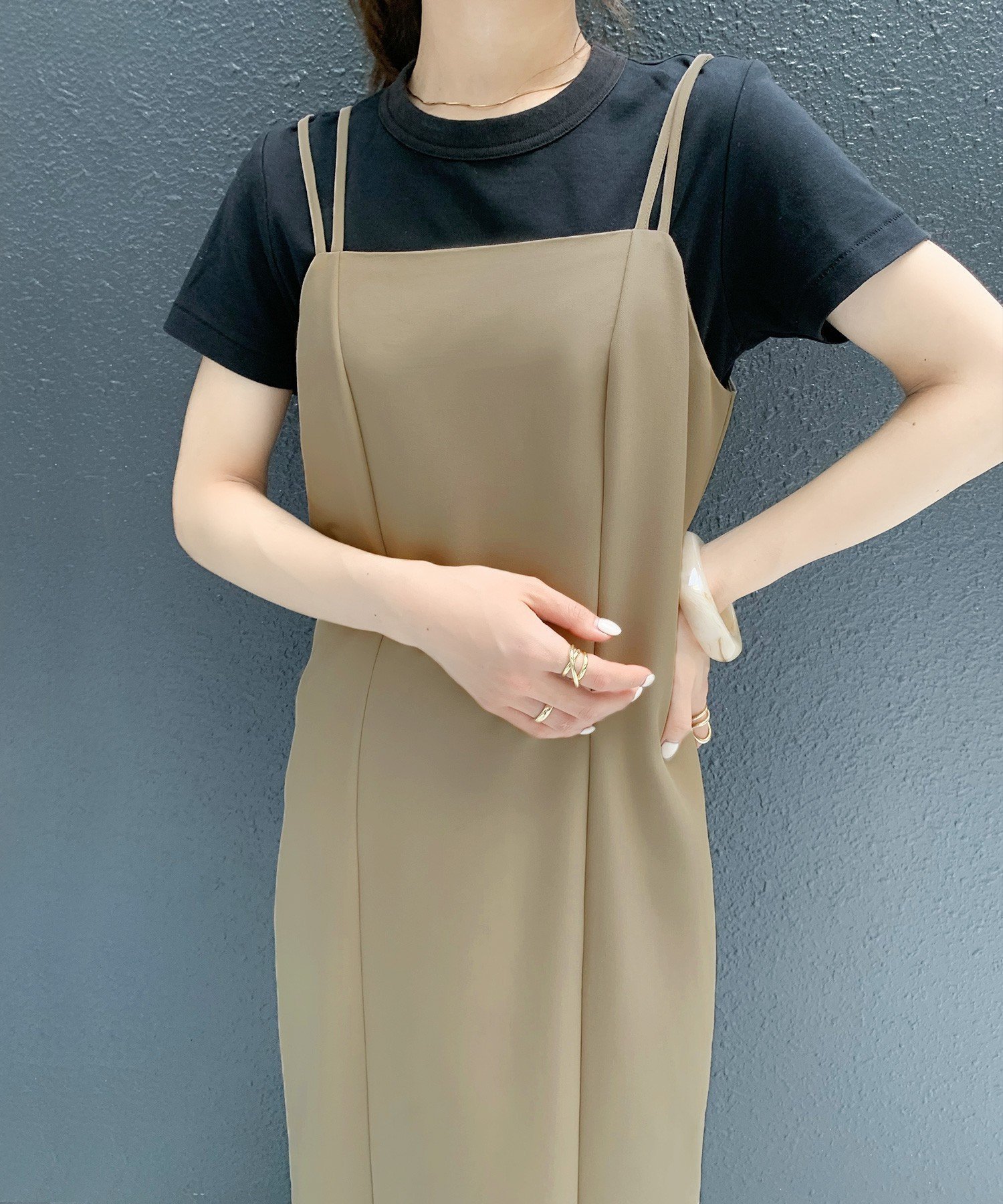【ジュノア/JUNOAH】のIラインキャミワンピース インテリア・キッズ・メンズ・レディースファッション・服の通販 founy(ファニー) 　ファッション　Fashion　レディースファッション　Ladies' Fashion Online　ワンピース　Dress　キャミワンピース　No Sleeve Dresses　グレージュ|ID: prp329100004548422 ipo3291000000032519281