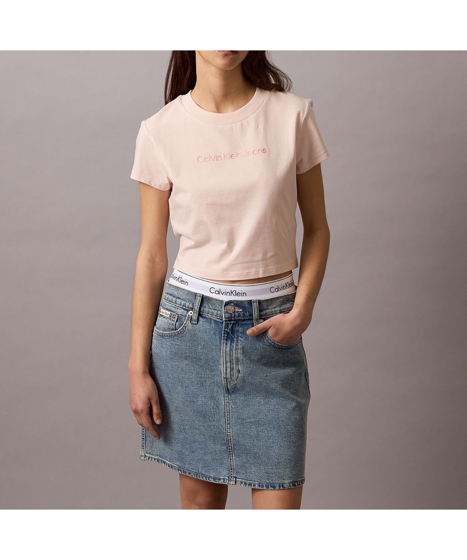 【カルバンクライン/Calvin Klein】の【公式ショップ】 カルバンクライン ベイビーTシャツ Calvin Klein Jeans 47AB817 インテリア・キッズ・メンズ・レディースファッション・服の通販 founy(ファニー) 　ファッション　Fashion　レディースファッション　WOMEN　トップス・カットソー　Tops/Tshirt　シャツ/ブラウス　Shirts/Blouses　ロング / Tシャツ　T-Shirts　Silver Peony|ID: prp329100004548687 ipo3291000000032359675