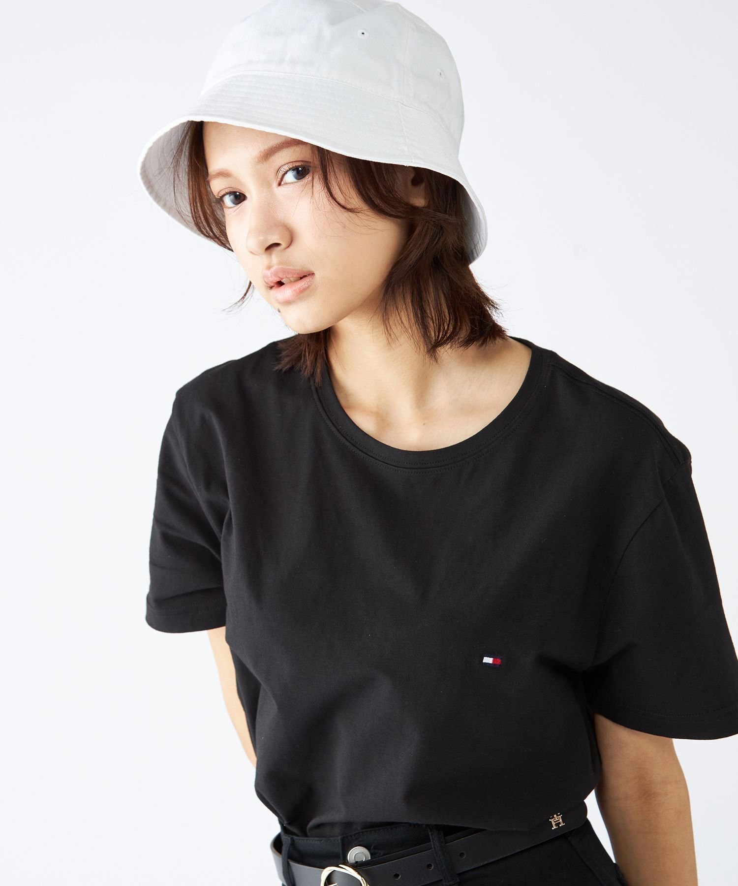 【トミーヒルフィガー/TOMMY HILFIGER / MEN】の【オンライン限定】トミーヒルフィガー ワンポイントロゴクルーネックオーバーサイズTシャツ 人気、トレンドファッション・服の通販 founy(ファニー) 　ファッション　Fashion　メンズファッション　Fashion for Men　アメリカン　American Style　インナー　Innerwear　クラシック　Classic, Timeless Style　ジャケット　Jacket, Outerwear　ストレッチ　Stretch, Stretchy Fabric　スマート　Smart, Elegant　デニム　Denim, Jeans Material　人気　Popular, Best Seller　フィット　Fit, Slim Fit　モダン　Modern, Contemporary　ワンポイント　One Point, Statement Accent　おすすめ　Recommended / Our Picks　ゴルフ　Golf　 other-1|ID: prp329100004548874 ipo3291000000033000324