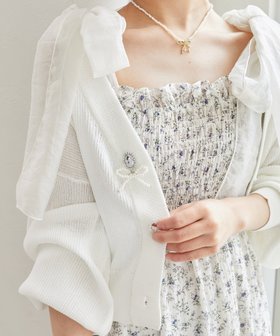【マジェスティック レゴン/MAJESTIC LEGON】のチャームボタンUVカットカーディガン 人気、トレンドファッション・服の通販 founy(ファニー) ファッション Fashion レディースファッション Fashion for Women トップス・カットソー Cut & Sew Tops カーディガン・羽織り Layered Style Cardigans カーディガン Cardigan, Knitwear コンパクト Compact, Small Size ダウン Down, Puffer チャーム Charm, Pendant ドッキング Docking, Mixed Material ビジュー Bijou, Jewel-like Accent フリル Frill, Ruffle 再入荷 Restock / Back in Stock |ID:prp329100004548884