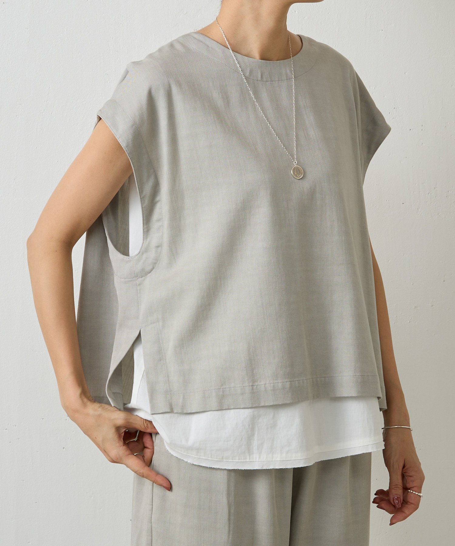 【その他のブランド/Other】のショートベスト インテリア・キッズ・メンズ・レディースファッション・服の通販 founy(ファニー) 　ファッション　Fashion　レディースファッション　Ladies' Fashion Online　アウター　Coat Outerwear　トップス・カットソー　Tops/Tshirt　ベスト/ジレ　Gilets/Vests　ショート　Short　セットアップ　Set Up　タンク　Tank　ドレープ　Drape　ベスト　Vest　半袖　Short Sleeve　羽織　Haori　おすすめ　Recommend　ライトグレー|ID: prp329100004549620 ipo3291000000032666390