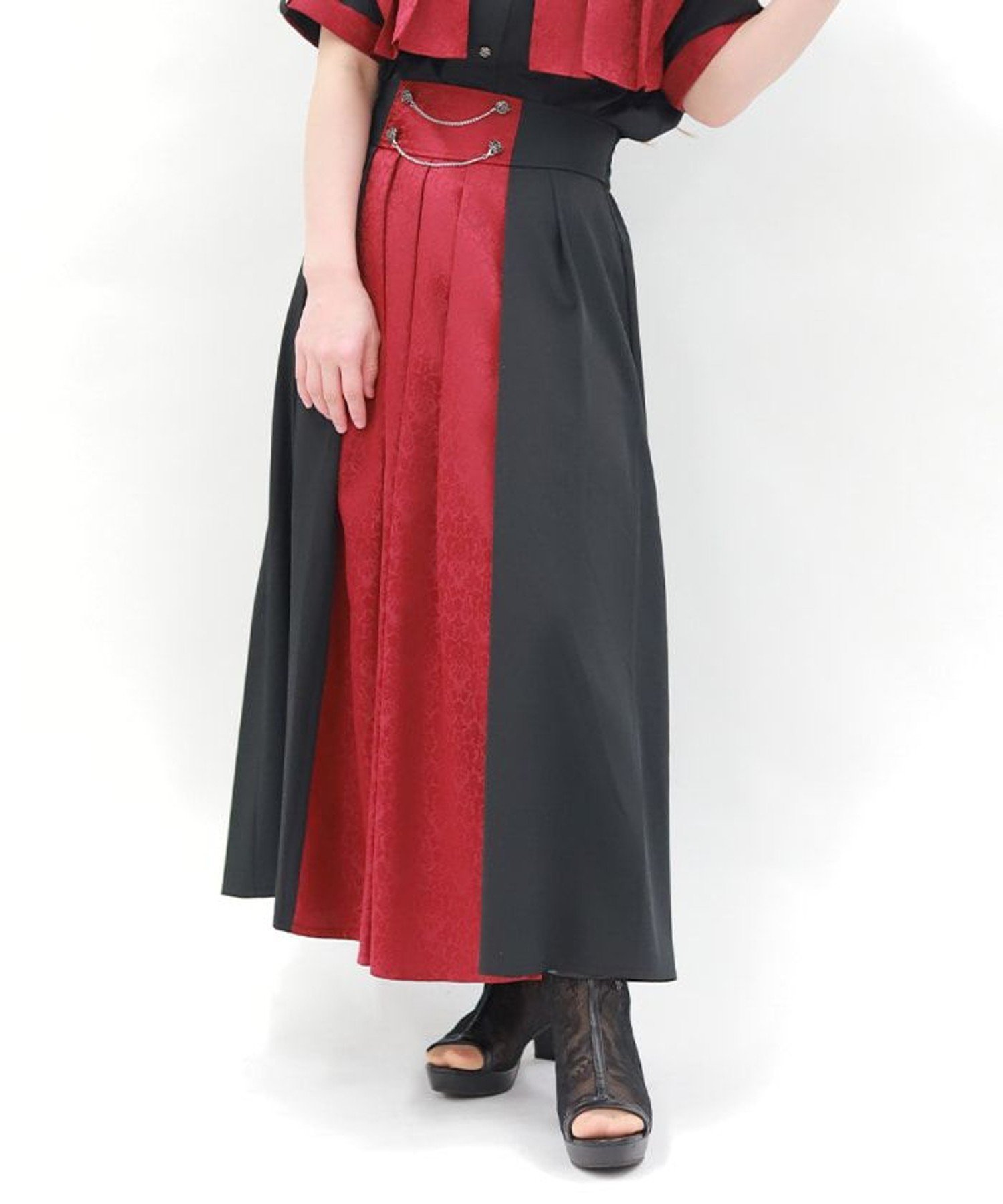 【アクシーズファム/axes femme】のジャカード*プリーツスカート インテリア・キッズ・メンズ・レディースファッション・服の通販 founy(ファニー) 　ファッション　Fashion　レディースファッション　Ladies' Fashion Online　スカート　Skirt　プリーツスカート　Pleated Skirts　おすすめ　Recommend　エレガント 上品　Elegant　ジャカード　Jacquard　チェーン　Chain　フィット　Fit　プリーツ　Pleats　ローズ　Rose　黒|ID: prp329100004549746 ipo3291000000032589143