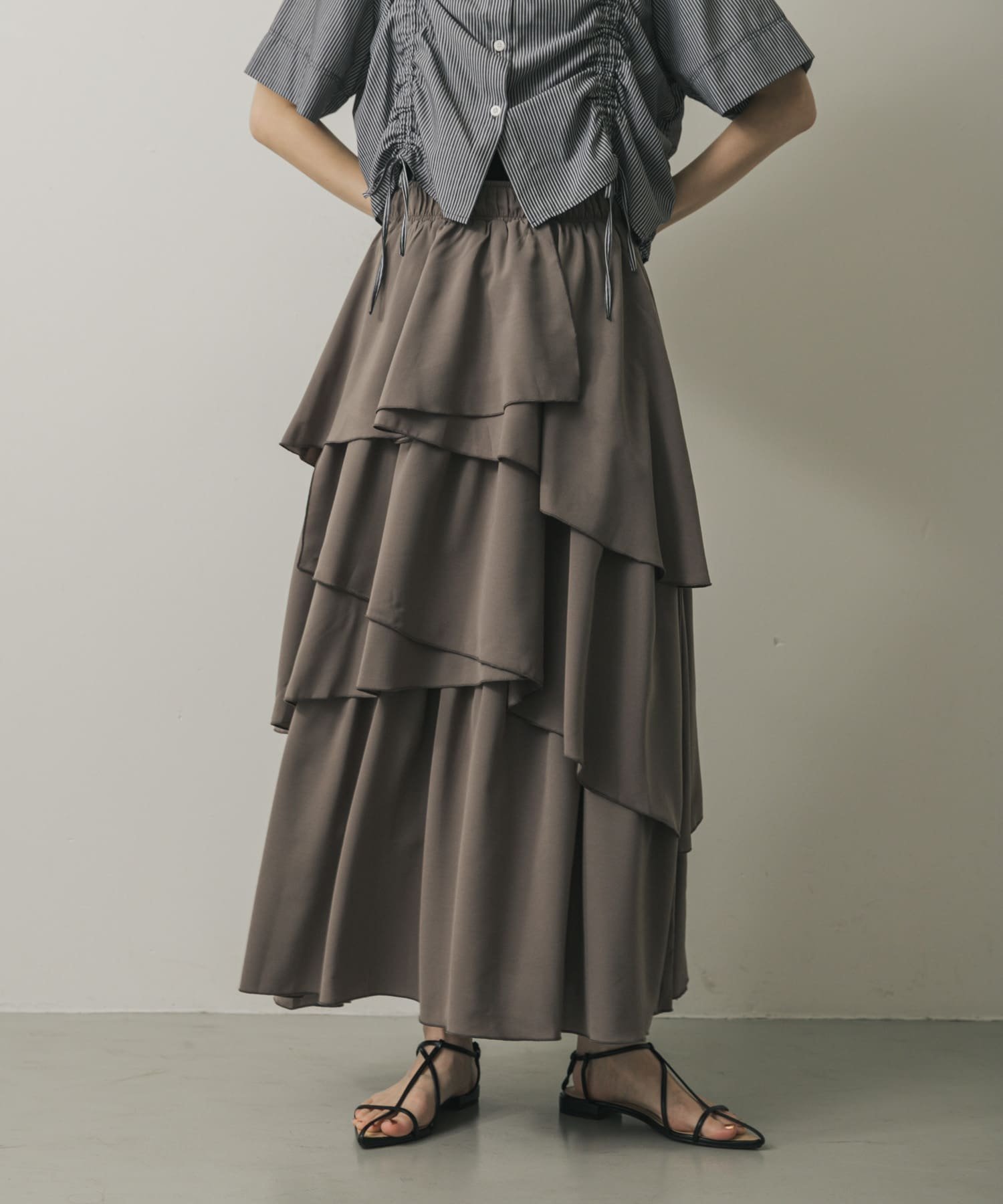 【センスオブプレイス/SENSE OF PLACE by URBAN RESEARCH】のアシメティアードスカート インテリア・キッズ・メンズ・レディースファッション・服の通販 founy(ファニー) 　ファッション　Fashion　レディースファッション　Fashion for Women　スカート　Skirts　ティアードスカート　Tiered Skirts　2025年　2025　2025春夏・S/S　Spring/Summer 2025 SS25　アシンメトリー　Asymmetrical Style　シンプル　Simple, Minimal　ティアード　Tiered, Tiered Style　バランス　Balance, Style Balance　夏　Summer　S/S・春夏　SS, Spring/Summer, Warm Season　MOCHA|ID: prp329100004549756 ipo3291000000032590020