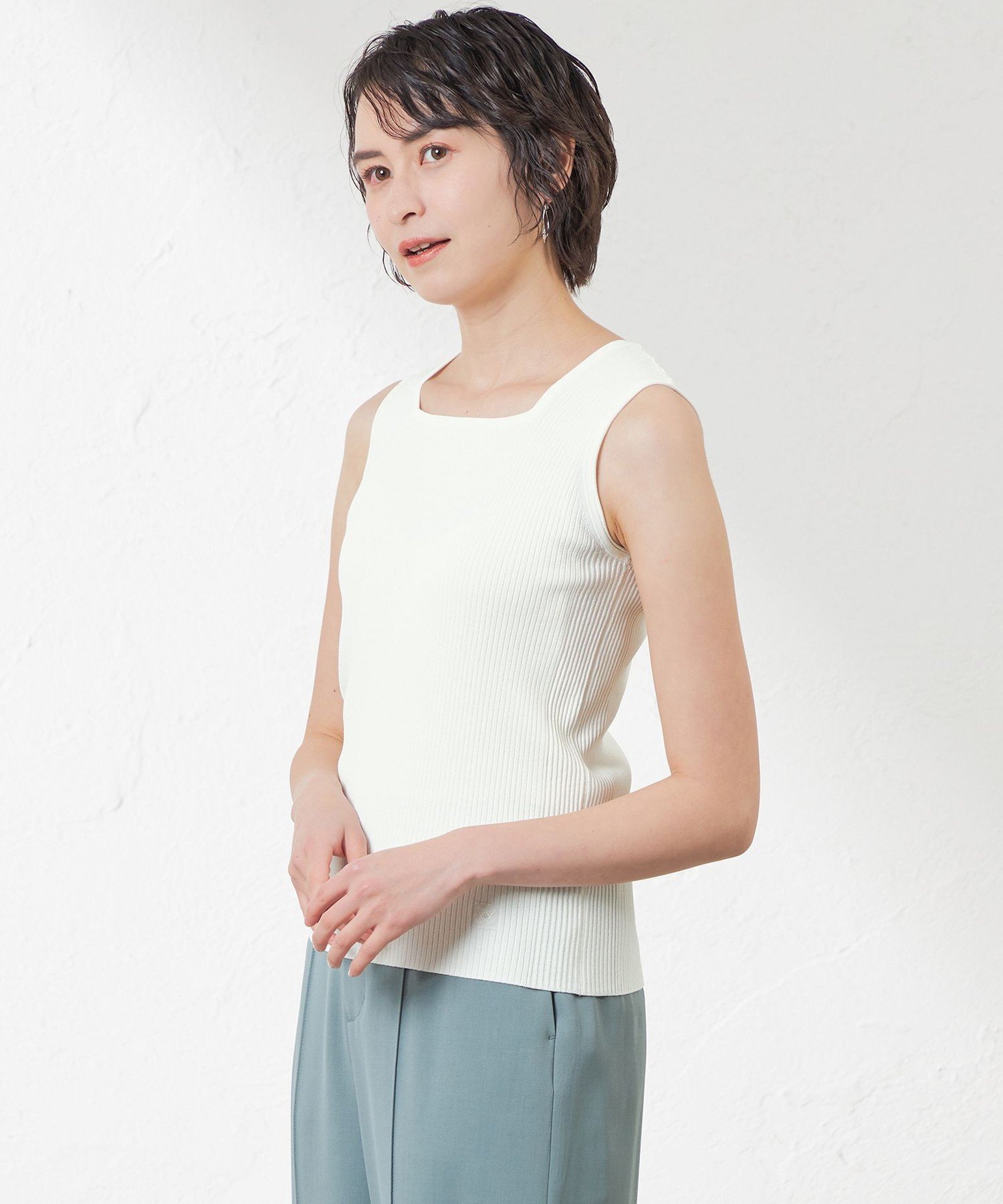 【アマカ/AMACA】のレーヨンストレッチタンクトップ インテリア・キッズ・メンズ・レディースファッション・服の通販 founy(ファニー) 　ファッション　Fashion　レディースファッション　Ladies' Fashion Online　インナー　Inner　カットソー　Cut And Sew　ストレッチ　Stretch　タンク　Tank　ボーダー　Border　無地　Plain Color　ホワイト|ID: prp329100004549785 ipo3291000000032607244