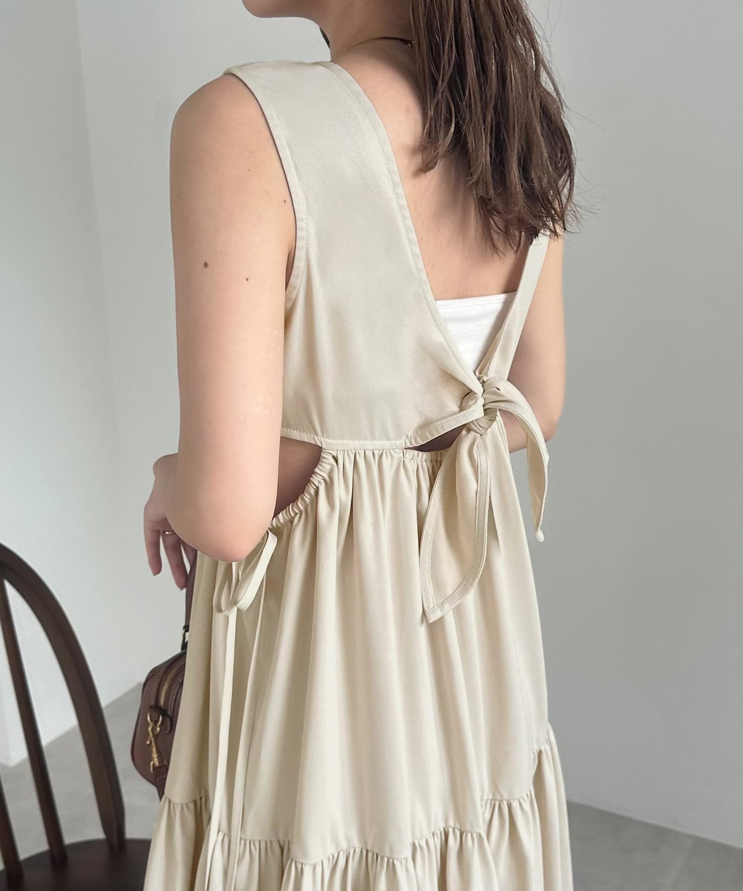 【ジュノア/JUNOAH】のウエストカットバックリボンワンピース インテリア・キッズ・メンズ・レディースファッション・服の通販 founy(ファニー) 　ファッション　Fashion　レディースファッション　Ladies' Fashion Online　ワンピース　Dress　アイボリー|ID: prp329100004549828 ipo3291000000032676944