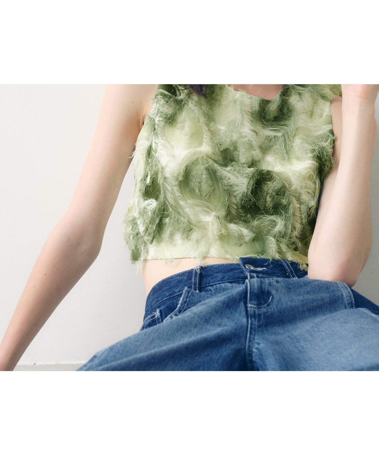 【アダム エ ロペ/ADAM ET ROPE'】のフリンジプリントトップス インテリア・キッズ・メンズ・レディースファッション・服の通販 founy(ファニー) 　ファッション　Fashion　レディースファッション　Fashion for Women　トップス・カットソー　Cut & Sew Tops　2025年　2025　2025春夏・S/S　Spring/Summer 2025 SS25　クロップド　Cropped, Short Length　グラデーション　Gradient, Ombre　グログラン　Grosgrain, Grosgrain Ribbon　ジャカード／ジャガード　Jacquard, Woven Pattern　タンク　Tank Top, Sleeveless Top　フリンジ　Fringe, Tassel　プリント　Print, Printed Pattern　ペイズリー　Paisley, Ethnic Pattern　今季　This Season, Current Season　夏　Summer　春　Spring　S/S・春夏　SS, Spring/Summer, Warm Season　カーキ(36)|ID: prp329100004549993 ipo3291000000032727449