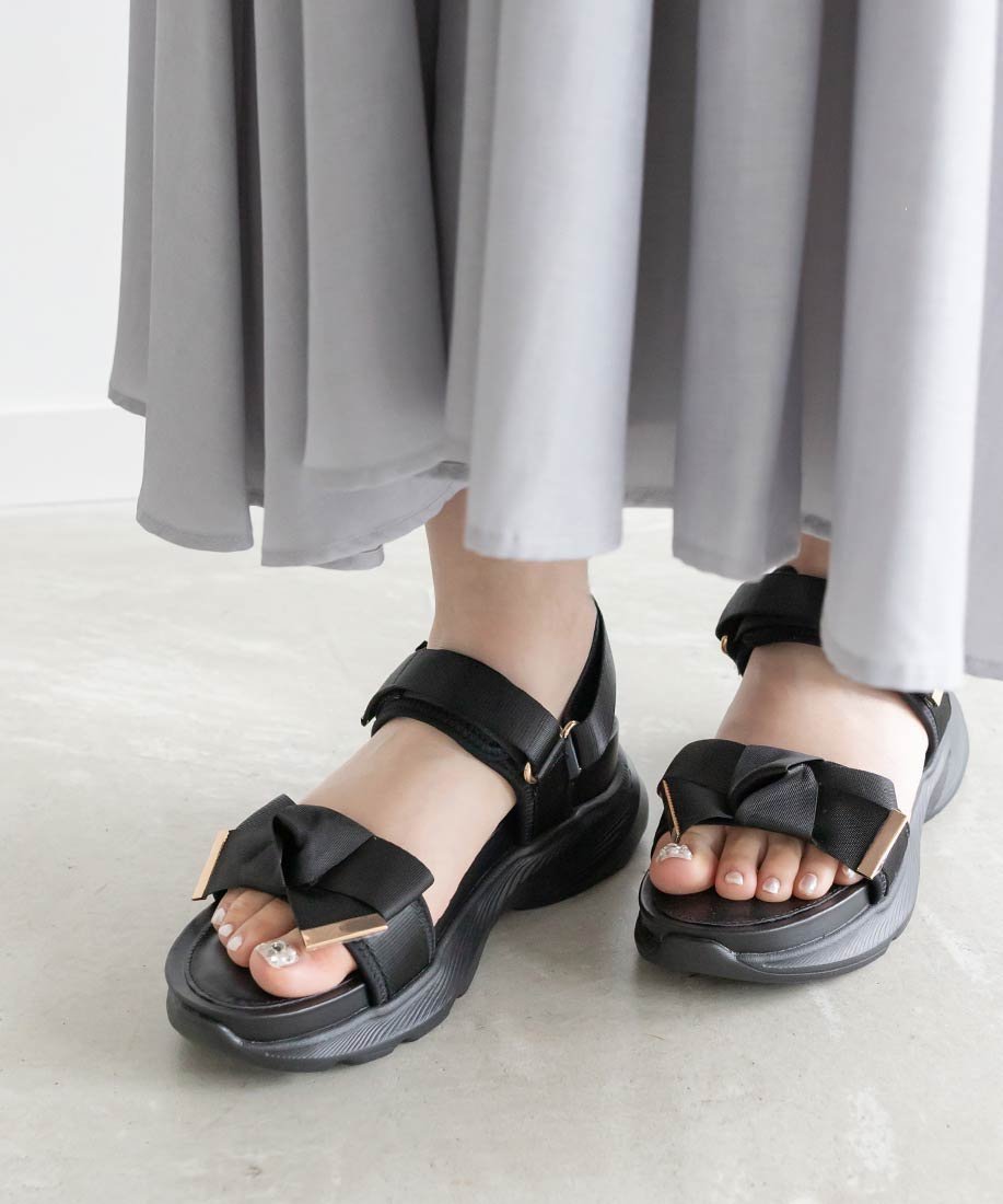 【ランダ/RANDA】のクロスノットリボンスポーツサンダル インテリア・キッズ・メンズ・レディースファッション・服の通販 founy(ファニー) 　ファッション　Fashion　レディースファッション　WOMEN　スポーツウェア　Sportswear　サンダル / ミュール　Sandals　クッション　Cushion　サンダル　Sandals　スポーツ　Sports　バランス　Balance　リボン　Ribbon　BLACK|ID: prp329100004550071 ipo3291000000032356144