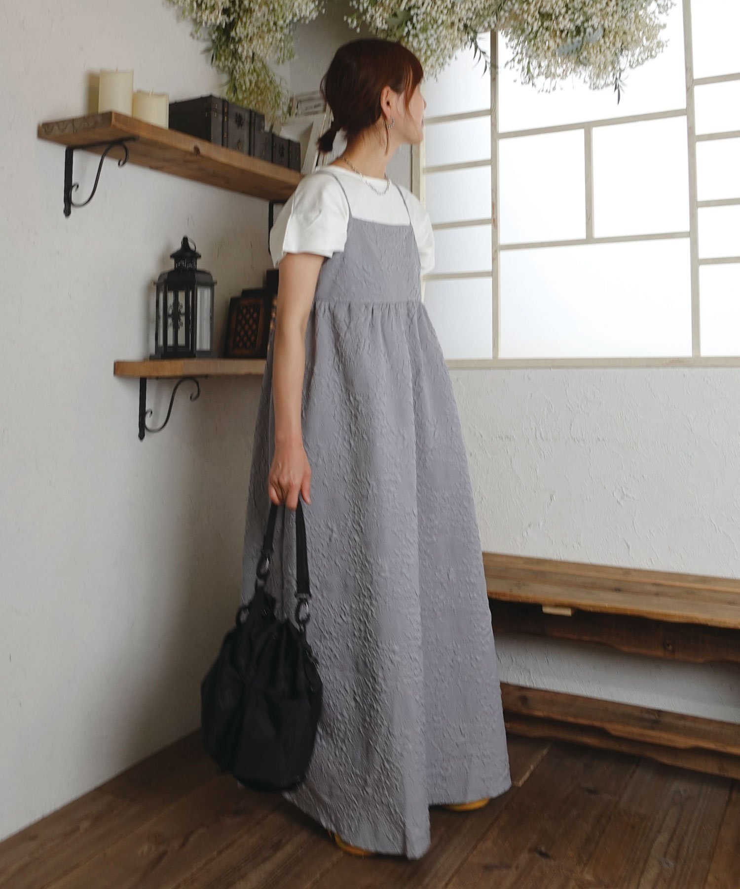 【コーナーズ/CORNERS】の【CORNERS by KR】エンボスジャガードキャミワンピ インテリア・キッズ・メンズ・レディースファッション・服の通販 founy(ファニー) 　ファッション　Fashion　レディースファッション　WOMEN　ワンピース　Dress　キャミワンピース　No Sleeve Dresses　2025年　2025　2025春夏・S/S　Ss,Spring/Summer,2025　ライトグレー|ID: prp329100004550113 ipo3291000000032317660
