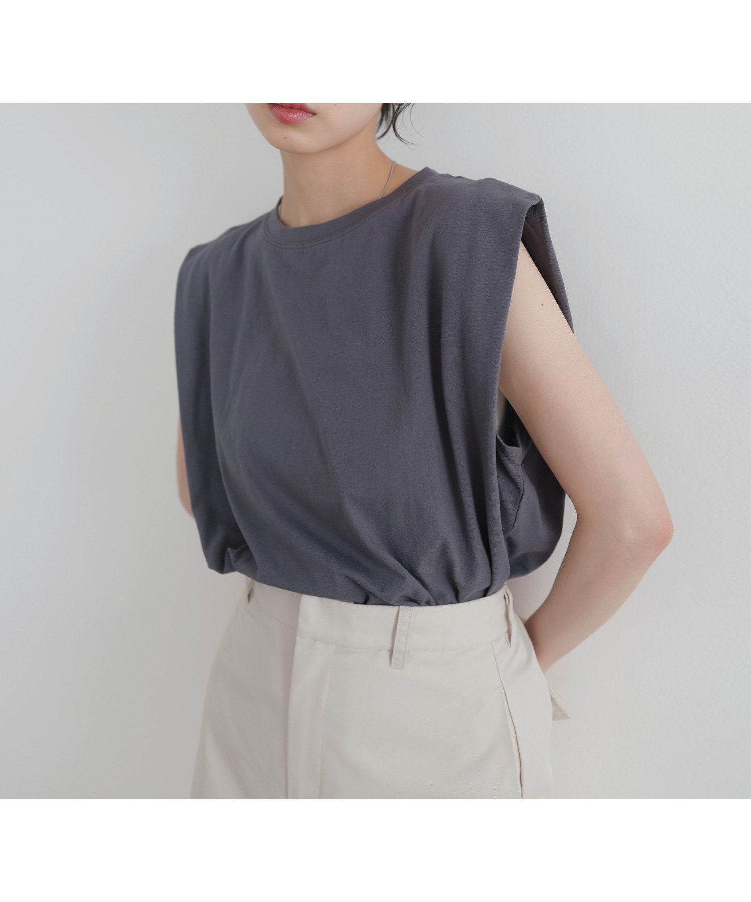 【リアン/Lian】のショルダータックトップス インテリア・キッズ・メンズ・レディースファッション・服の通販 founy(ファニー) 　ファッション　Fashion　レディースファッション　Ladies' Fashion Online　トップス・カットソー　Tops/Tshirt　ショルダー　Shoulder　スミクロ|ID: prp329100004550299 ipo3291000000032606710