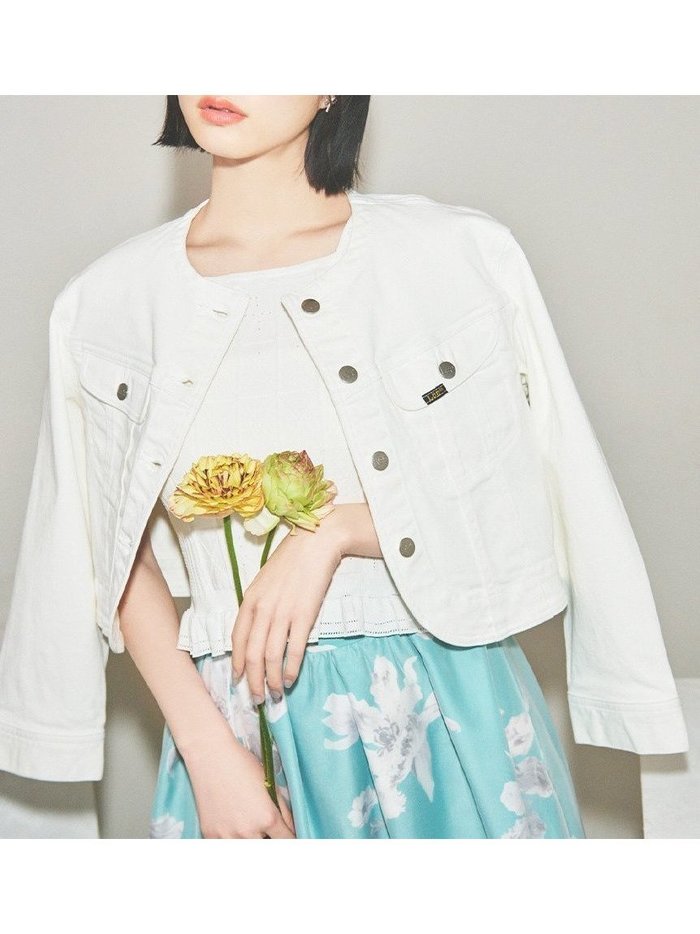 【セルフォード/CELFORD】の【CELFORD×Lee】デニムジャケット インテリア・キッズ・メンズ・レディースファッション・服の通販 founy(ファニー) https://founy.com/ ファッション Fashion レディースファッション Fashion for Women アウター Coat / Outerwear Collection レディースジャケット・軽アウター Jackets デニムジャケット / カジュアルアウター Denim Jackets コレクション Collection, Seasonal Line ジャケット Jacket, Outerwear デニム Denim, Jeans Material フィット Fit, Slim Fit フロント Front, Front Design ブルゾン Blouson, Bomber Jacket ヘムライン Hemline, Bottom Cut ラウンド Round, Round Neck レギュラー Regular, Standard Fit |ID: prp329100004550705 ipo3291000000033910785