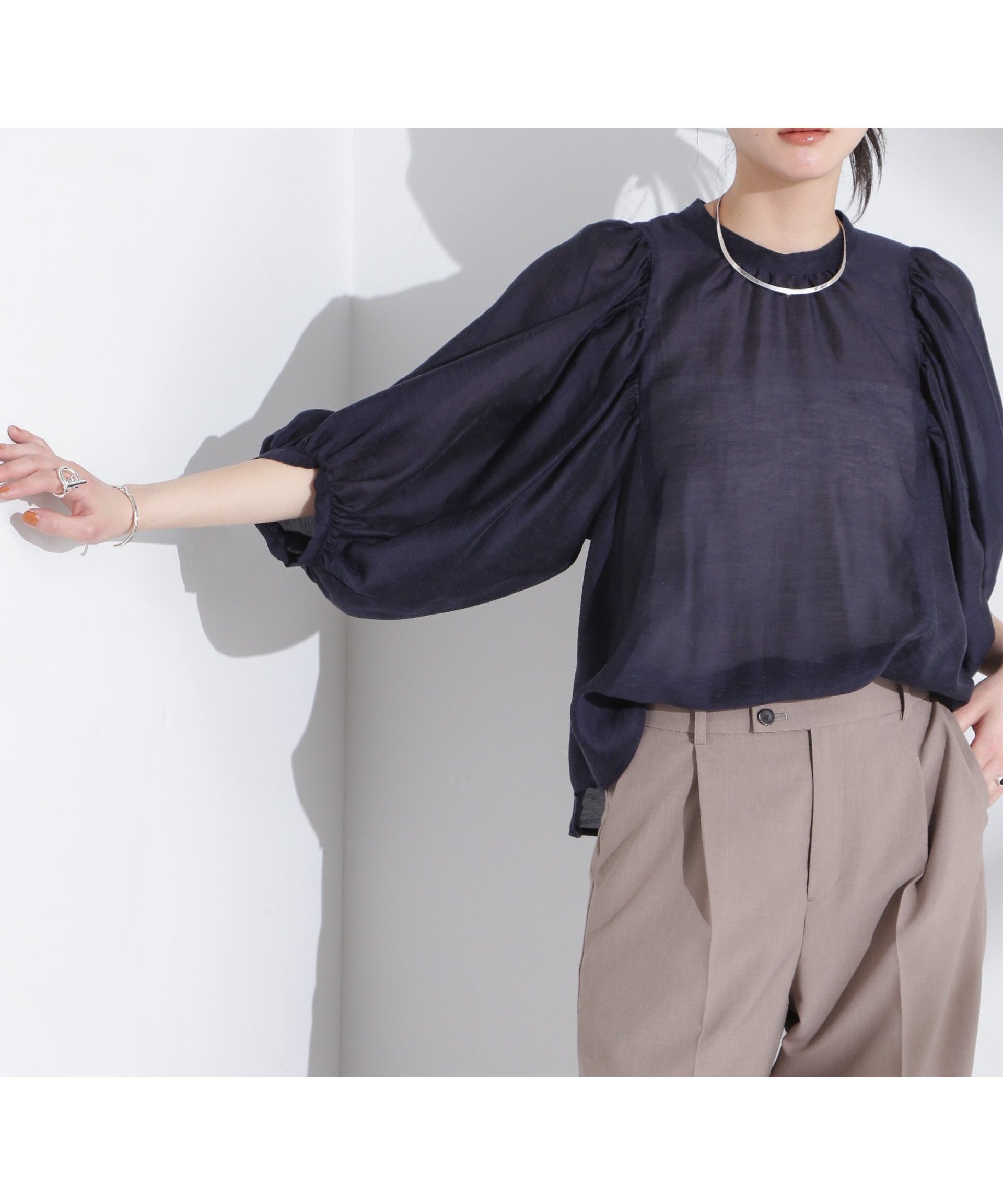 【ナノ ユニバース/nano universe】のリネン混シアーボリュームスリーブブラウス 人気、トレンドファッション・服の通販 founy(ファニー) 　ファッション　Fashion　レディースファッション　WOMEN　トップス・カットソー　Tops/Tshirt　シャツ/ブラウス　Shirts/Blouses　ボリュームスリーブ / フリル袖　Volume Sleeve　ウォッシャブル　Washable　ギャザー　Gather　シアー　Sheer　ジャケット　Jacket　スタンド　Stand　スラックス　Slacks　スリーブ　Sleeve　デニム　Denim　バランス　Balance　フォルム　Form　ボトム　Bottom　リネン　Linen　ワイド　Wide　エレガント 上品　Elegant　2025年　2025　2025春夏・S/S　Ss,Spring/Summer,2025　 other-1|ID: prp329100004550726 ipo3291000000032243042