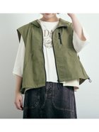 【サマンサモスモス/Samansa Mos2】のナイロンフードジップベスト 人気、トレンドファッション・服の通販 founy(ファニー) ファッション Fashion レディースファッション Fashion for Women アウター Coat / Outerwear Collection トップス・カットソー Cut & Sew Tops ベスト&ジレ / 重ね着スタイル Vests & Gilets ショート Short, Short Length バランス Balance, Style Balance ポケット Pocket, Pocket Detail 軽量 Lightweight, Ultra Light thumbnail カーキ|ID: prp329100004550837 ipo3291000000032766143
