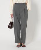 【ビューティ&ユース ユナイテッドアローズ/BEAUTY&YOUTH / UNITED ARROWS】のタック テーパード パンツ -接触冷感/吸水速乾/防シワ- 人気、トレンドファッション・服の通販 founy(ファニー) ファッション Fashion レディースファッション Fashion for Women パンツ Pants & Trousers コンパクト Compact, Small Size スニーカー Sneakers, Trainers センター Center, Center Line テーパード Tapered, Tapered Pants ビジネス 仕事 通勤 Business / Work / Commuting ベーシック Basic, Essential 吸水 Absorbent, Quick-Dry 夏 Summer 春 Spring S/S・春夏 SS, Spring/Summer, Warm Season thumbnail MD.GRAY|ID: prp329100004550907 ipo3291000000033423618