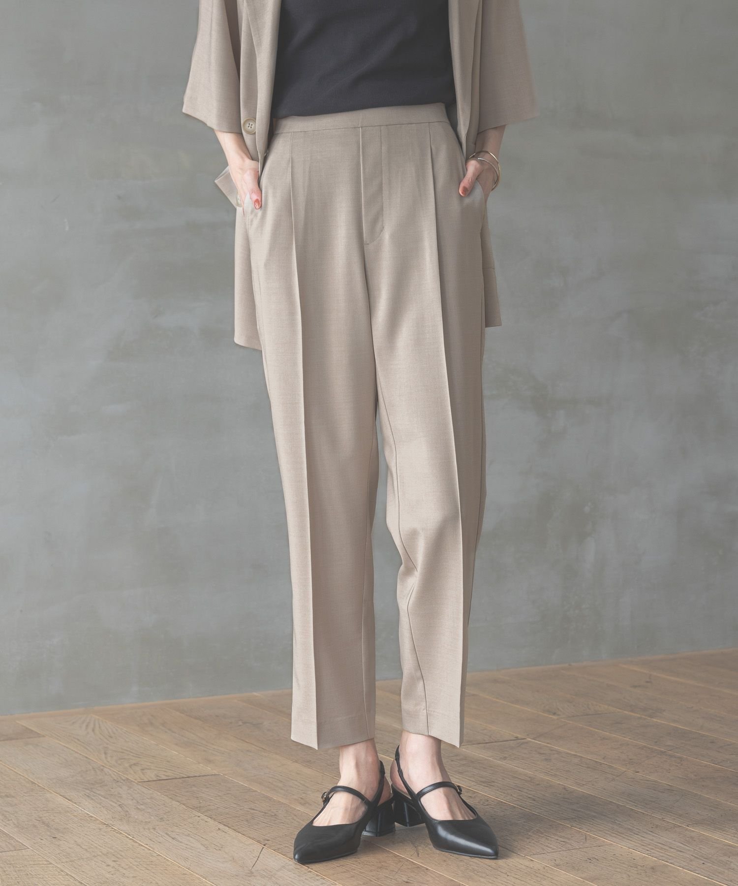 【グローバルワーク/GLOBAL WORK】のお手入れラクラクセットアップ/テーパードパンツ/290033 人気、トレンドファッション・服の通販 founy(ファニー) 　ファッション　Fashion　レディースファッション　Fashion for Women　セットアップ　Matching Sets　レディースパンツ・ボトムス　Pants & Trousers / Bottoms　ジャケット　Jacket, Outerwear　ストレッチ　Stretch, Stretchy Fabric　ストレート　Straight, Straight Cut　セットアップ　Set-Up, Coordinated Outfit　センター　Center, Center Line　フロント　Front, Front Design　ループ　Loop, Loop Knit　ワイド　Wide, Wide Fit　半袖　Short Sleeve, Half Sleeve　楽ちん　Easy Fit, Comfortable　 other-1|ID: prp329100004550911 ipo3291000000033425306