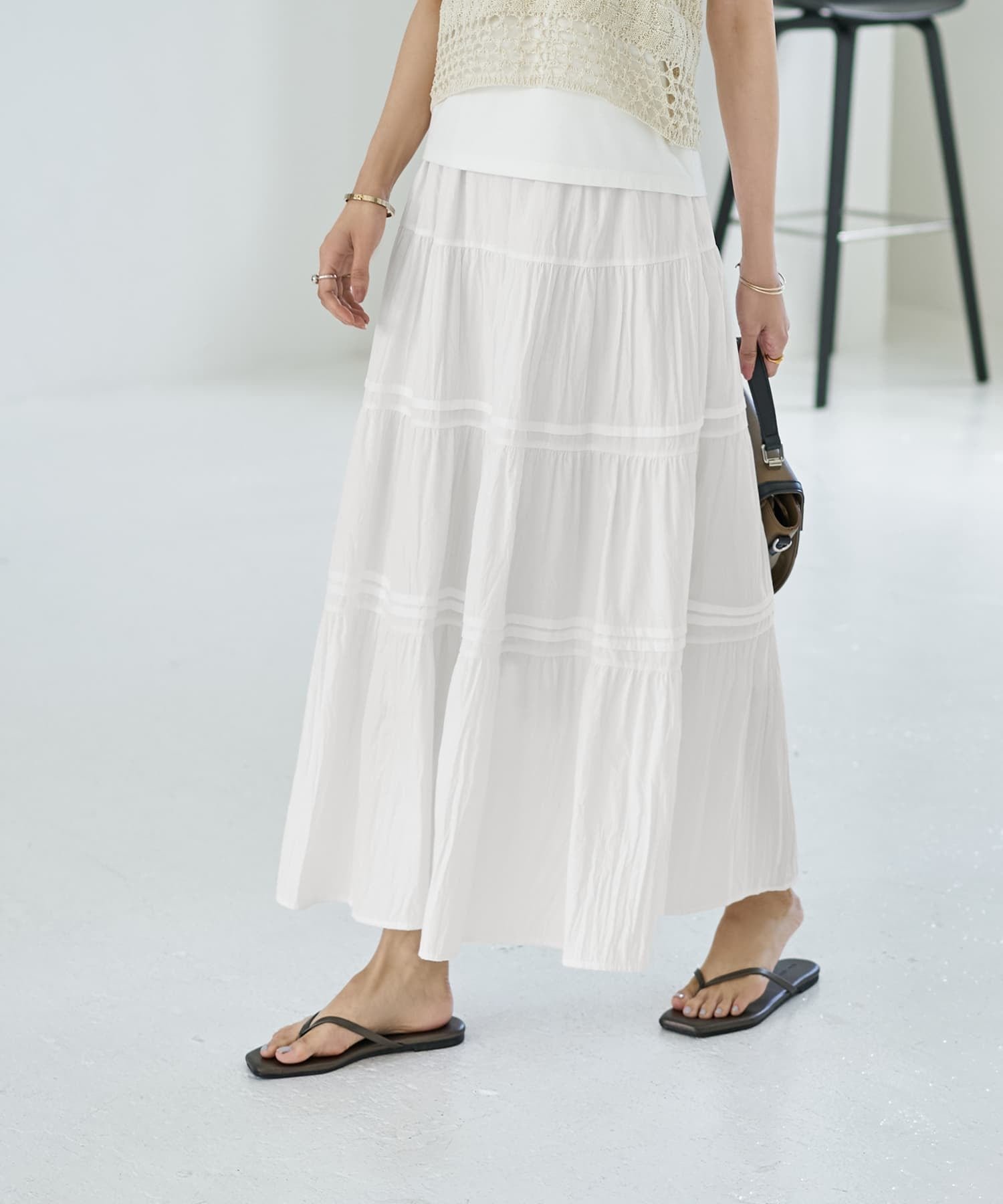 【スタイルデリ/STYLE DELI】のコットン質感のタックティアードロングスカート 人気、トレンドファッション・服の通販 founy(ファニー) 　ファッション　Fashion　レディースファッション　Fashion for Women　スカート　Skirts　ロングスカート　Long Skirts / Maxi & Midi Skirts　イエロー　Yellow　春　Spring　くるぶし　Ankle-Length　吸水　Absorbent, Quick-Dry　シンプル　Simple, Minimal　ジャケット　Jacket, Outerwear　スタイリッシュ　Stylish, Fashionable　スニーカー　Sneakers, Trainers　タンク　Tank Top, Sleeveless Top　ティアード　Tiered, Tiered Style　ティアードスカート　Tiered Skirt, Flounced Skirt　定番　Standard, Basic Item　バランス　Balance, Style Balance　ベスト　Vest, Waistcoat　ポケット　Pocket, Pocket Detail　メンズ　Men's, Menswear　ループ　Loop, Loop Knit　ロング　Long, Long-Length　S/S・春夏　SS, Spring/Summer, Warm Season　夏　Summer　 other-1|ID: prp329100004551866 ipo3291000000033234034