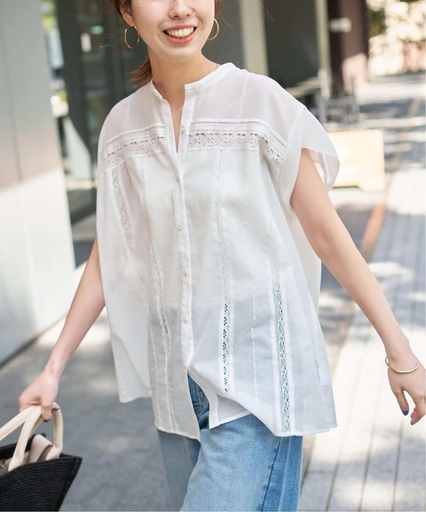 【スピック&スパン/Spick & Span】のCOローンフレンチレースブラウス インテリア・キッズ・メンズ・レディースファッション・服の通販 founy(ファニー) 　ファッション　Fashion　レディースファッション　Ladies' Fashion Online　トップス・カットソー　Tops/Tshirt　シャツ/ブラウス　Shirts/Blouses　スタンド　Stand　デニム　Denim　ボトム　Bottom　レース　Race　ワイド　Wide　エレガント 上品　Elegant　ホワイト|ID: prp329100004551914 ipo3291000000032657499