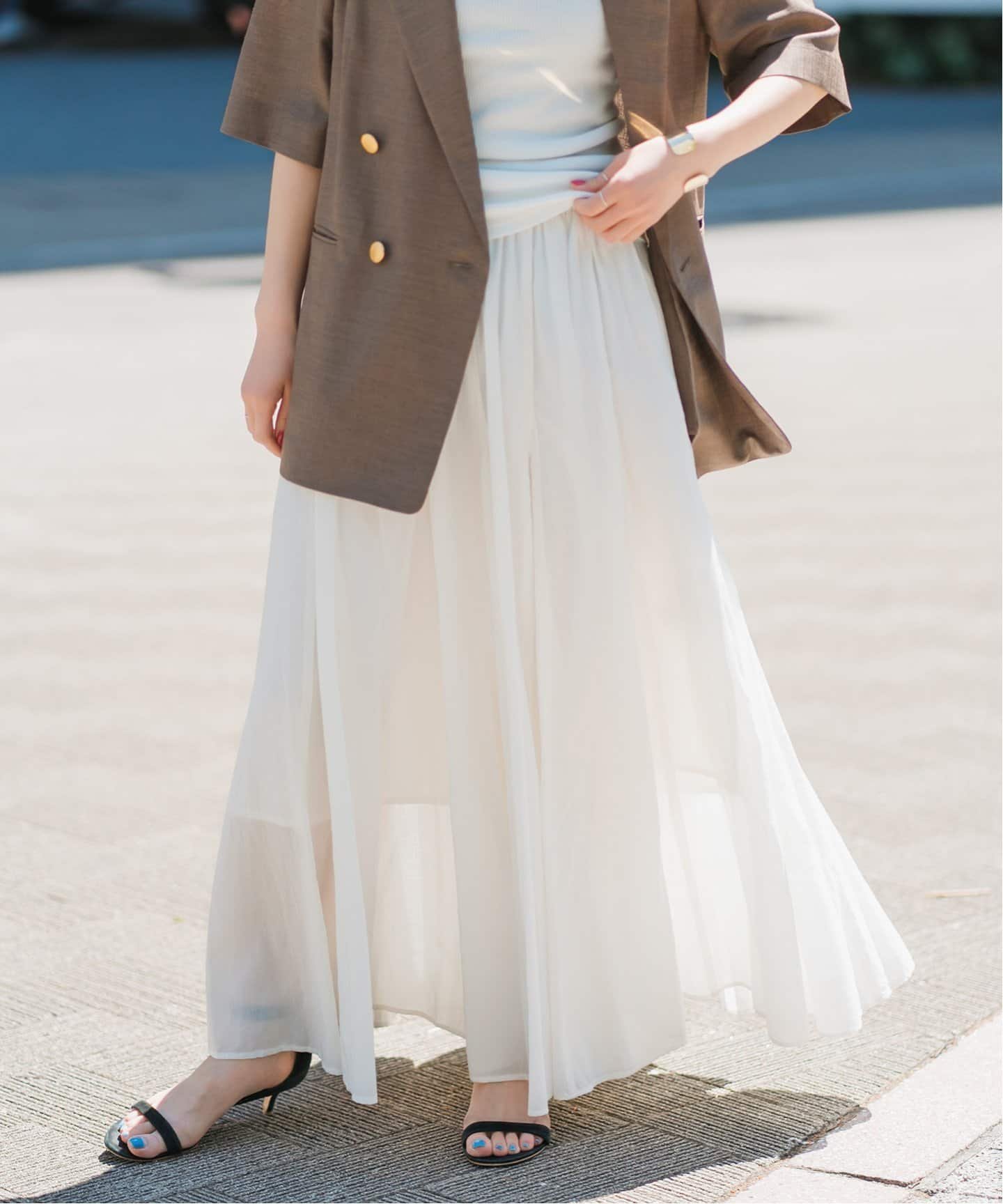 【スピック&スパン/Spick & Span】のHYU ギャザーフレアスカート インテリア・キッズ・メンズ・レディースファッション・服の通販 founy(ファニー) 　ファッション　Fashion　レディースファッション　Ladies' Fashion Online　スカート　Skirt　Aライン/フレアスカート　Flared A-Line Skirts　2024年　2024　2024春夏・S/S　Ss,Spring/Summer,2024　おすすめ　Recommend　ギャザー　Gather　コレクション　Collection　ジャケット　Jacket　リラックス　Relax　エレガント 上品　Elegant　夏　Summer　ホワイト|ID: prp329100004552111 ipo3291000000032646075