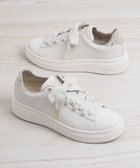 【プラスダイアナ/plus diana】のパールビジュー付きリボンスニーカー 人気、トレンドファッション・服の通販 founy(ファニー) ファッション Fashion レディースファッション Fashion for Women インソール Shoe Insole クッション Cushion, Throw Pillow コンパクト Compact, Small Size 軽量 Lightweight, Ultra Light シェイプ Shape, Slim Fit シューズ Shoes, Footwear スニーカー Sneakers, Trainers スマート Smart, Elegant バランス Balance, Style Balance パール Pearl, Pearl Accent フィット Fit, Slim Fit フェミニン Feminine, Girly リボン Ribbon, Bow 再入荷 Restock / Back in Stock 新作・新入荷 New Arrivals / New In thumbnail 白人工スムース|ID: prp329100004552226 ipo3291000000034001265