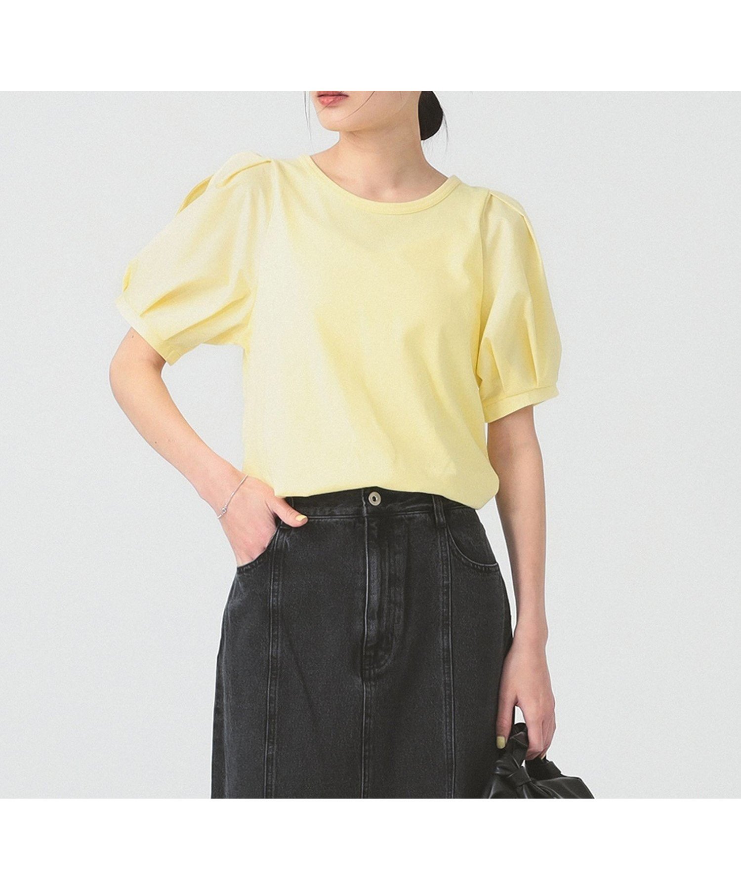 【ビームス ウイメン/BEAMS】の【7/25再値下げ】スリット パフスリーブ Tシャツ インテリア・キッズ・メンズ・レディースファッション・服の通販 founy(ファニー) 　ファッション　Fashion　レディースファッション　Fashion for Women　トップス・カットソー　Cut & Sew Tops　シャツ・ブラウス・オフィスカジュアル　Elegant Blouses & Button-Ups　ロングTシャツ・Tシャツ　Longline T-Shirts & Tees　カットソー　Cut and Sewn Top　シンプル　Simple, Minimal　スリット　Slit, Slit Detail　スリーブ　Sleeve, Long Sleeve / Short Sleeve　YELLOW|ID: prp329100004552342 ipo3291000000033631880