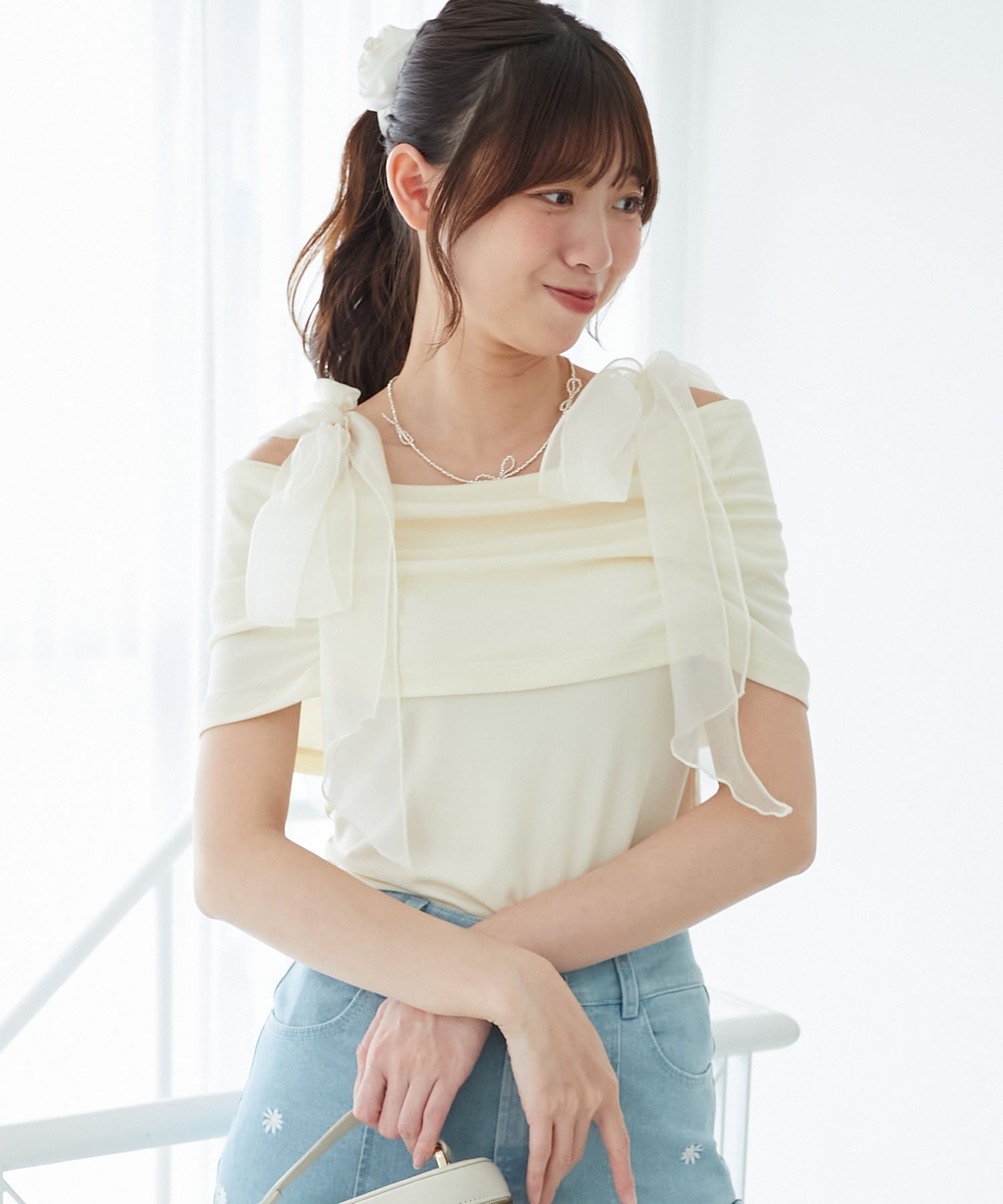 【マジェスティック レゴン/MAJESTIC LEGON】の肩リボンオフショルカットトップス 人気、トレンドファッション・服の通販 founy(ファニー) 　ファッション　Fashion　レディースファッション　Fashion for Women　トップス・カットソー　Cut & Sew Tops　エアリー　Airy Texture　カットソー　Cut and Sewn Top　ギャザー　Gathered, Ruffled　シンプル　Simple, Minimal　ダウン　Down, Puffer　トレンド　Trend, Trending Now　フィット　Fit, Slim Fit　フェミニン　Feminine, Girly　ボトム　Bottoms, Lower Wear　リボン　Ribbon, Bow　再入荷　Restock / Back in Stock　 other-1|ID: prp329100004552547 ipo3291000000033624175