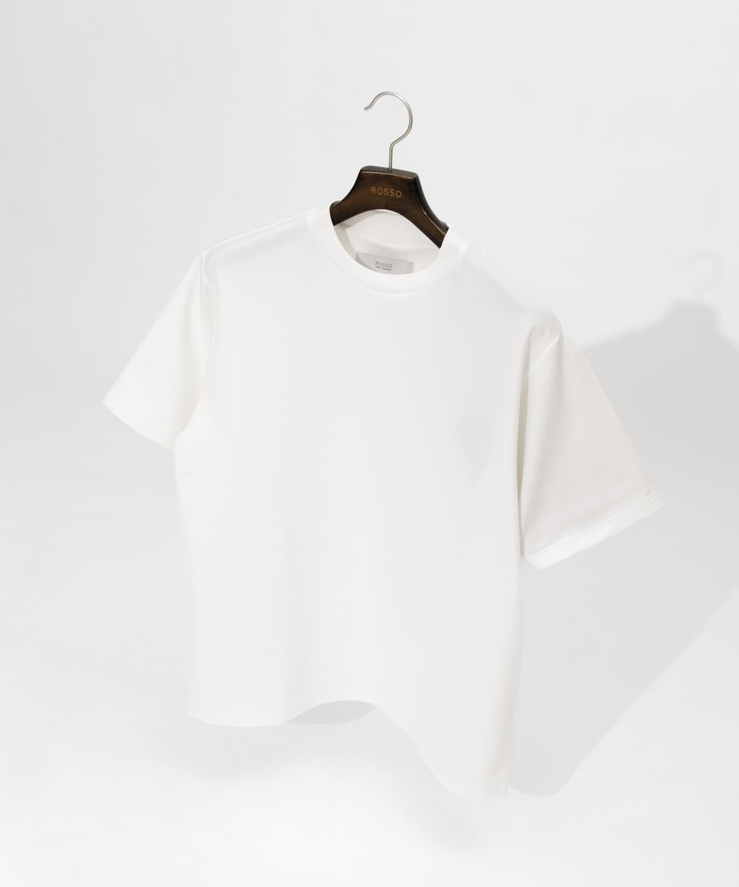 【アーバンリサーチ ロッソ/URBAN RESEARCH ROSSO / MEN】の『接触冷感/吸水速乾』『XLサイズあり』ハイパフォーマンスSTANDARDポンチTシャツ インテリア・キッズ・メンズ・レディースファッション・服の通販 founy(ファニー) 　ファッション　Fashion　メンズファッション　Men's Style Online　インナー　Inner　吸水　Water Absorption　サングラス　Sunglasses　サンダル　Sandals　ジャケット　Jacket　スタンダード　Standard　スニーカー　Sneakers　スラックス　Slacks　デニム　Denim　ドレス　Dress　定番　Standard　パフォーマンス　Performance　ベーシック　Basic　羽織　Haori　リュック　Ruck Sack　S/S・春夏　Ss・Spring/Summer　おすすめ　Recommend　夏　Summer　ビジネス 仕事 通勤　Business　2025年　2025　2025春夏・S/S　Ss,Spring/Summer,2025　WHITE|ID: prp329100004552634 ipo3291000000032609228