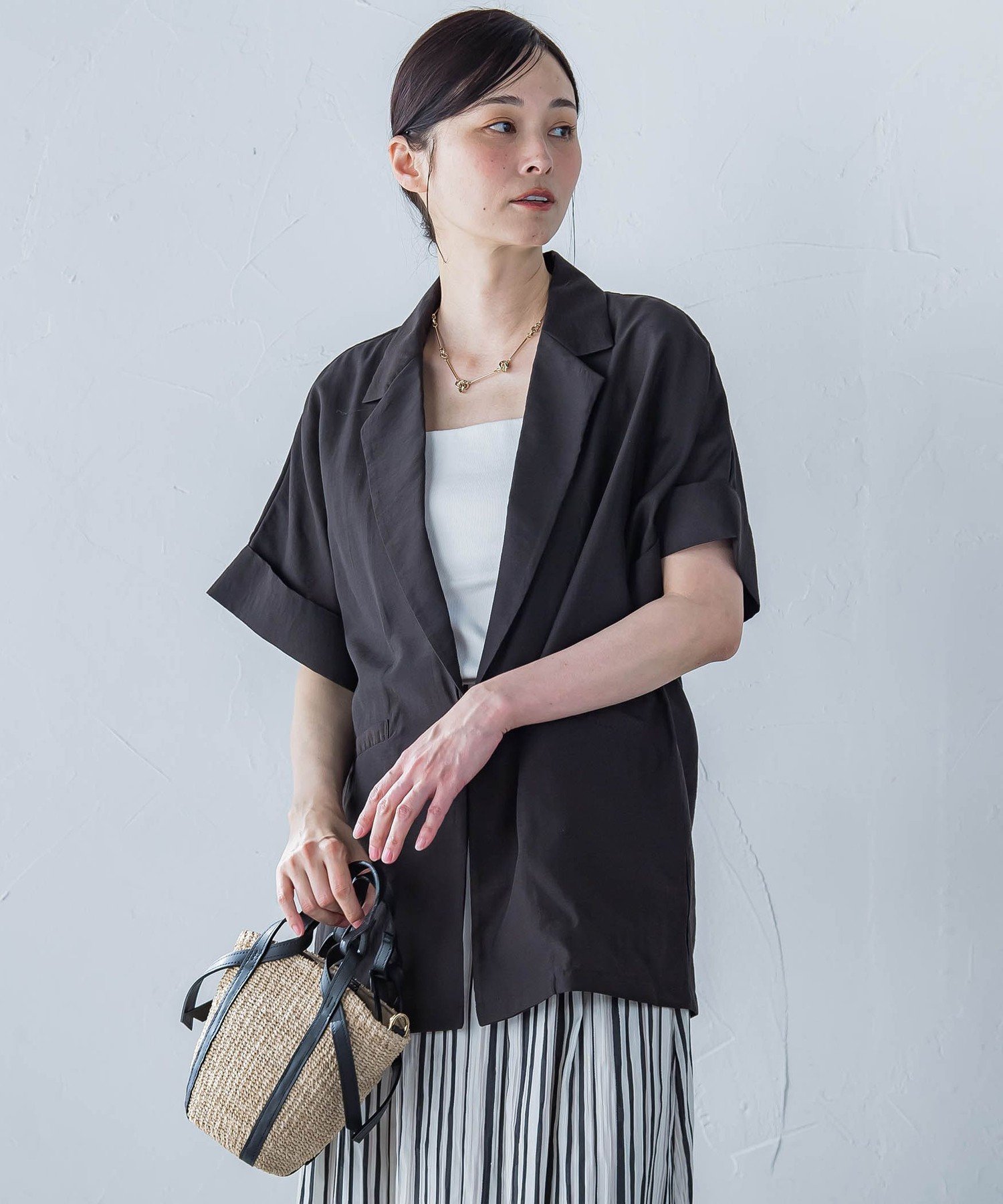 【ロートレ アモン/LAUTRE AMONT】の【WEB限定】シアースラブジャケット≪手洗い可能≫ インテリア・キッズ・メンズ・レディースファッション・服の通販 founy(ファニー) 　ファッション　Fashion　レディースファッション　Fashion for Women　アウター　Coat / Outerwear Collection　レディースジャケット・軽アウター　Jackets　ノースリーブ　Sleeveless, No-Sleeve　ベーシック　Basic, Essential　エレガント 上品　Elegant　半袖　Short Sleeve, Half Sleeve　夏　Summer　ビジネス 仕事 通勤　Business / Work / Commuting　ブラック|ID: prp329100004552899 ipo3291000000032713324