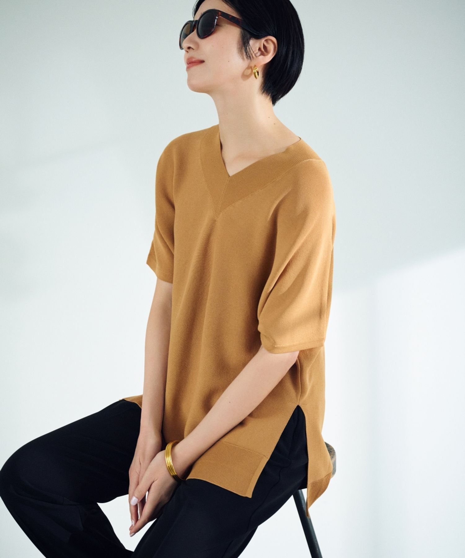 【エルーラ/Elura】の第三弾ニット入荷! 華奢見えドルマンVネックニット/492597 インテリア・キッズ・メンズ・レディースファッション・服の通販 founy(ファニー) 　ファッション　Fashion　レディースファッション　WOMEN　トップス・カットソー　Tops/Tshirt　ニット　Knit Tops　Vネック　V-Neck　洗える　Washable　デコルテ　Decolletage　人気　Popularity　おすすめ　Recommend　夏　Summer　キャメル53|ID: prp329100004552959 ipo3291000000032354296
