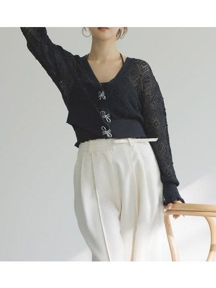 【スナイデル/SNIDEL】のリボンビジュー釦シアーカーディガン インテリア・キッズ・メンズ・レディースファッション・服の通販 founy(ファニー) 　ファッション　Fashion　レディースファッション　WOMEN　トップス・カットソー　Tops/Tshirt　カーディガン　Cardigans　おすすめ　Recommend　エレガント 上品　Elegant　カーディガン　Cardigan　シルバー　Silver　フォルム　Form　ベーシック　Basic　リボン　Ribbon　NVY[089]|ID: prp329100004554162 ipo3291000000032408207