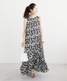 【ルクールブラン/le.coeur blanc】のFanakaフラワーノースリワンピース 人気、トレンドファッション・服の通販 founy(ファニー) ファッション Fashion レディースファッション WOMEN ワンピース Dress おすすめ Recommend カーディガン Cardigan ティアード Tiered デニム Denim プリント Print ベスト Vest エレガント 上品 Elegant |ID:prp329100004554309